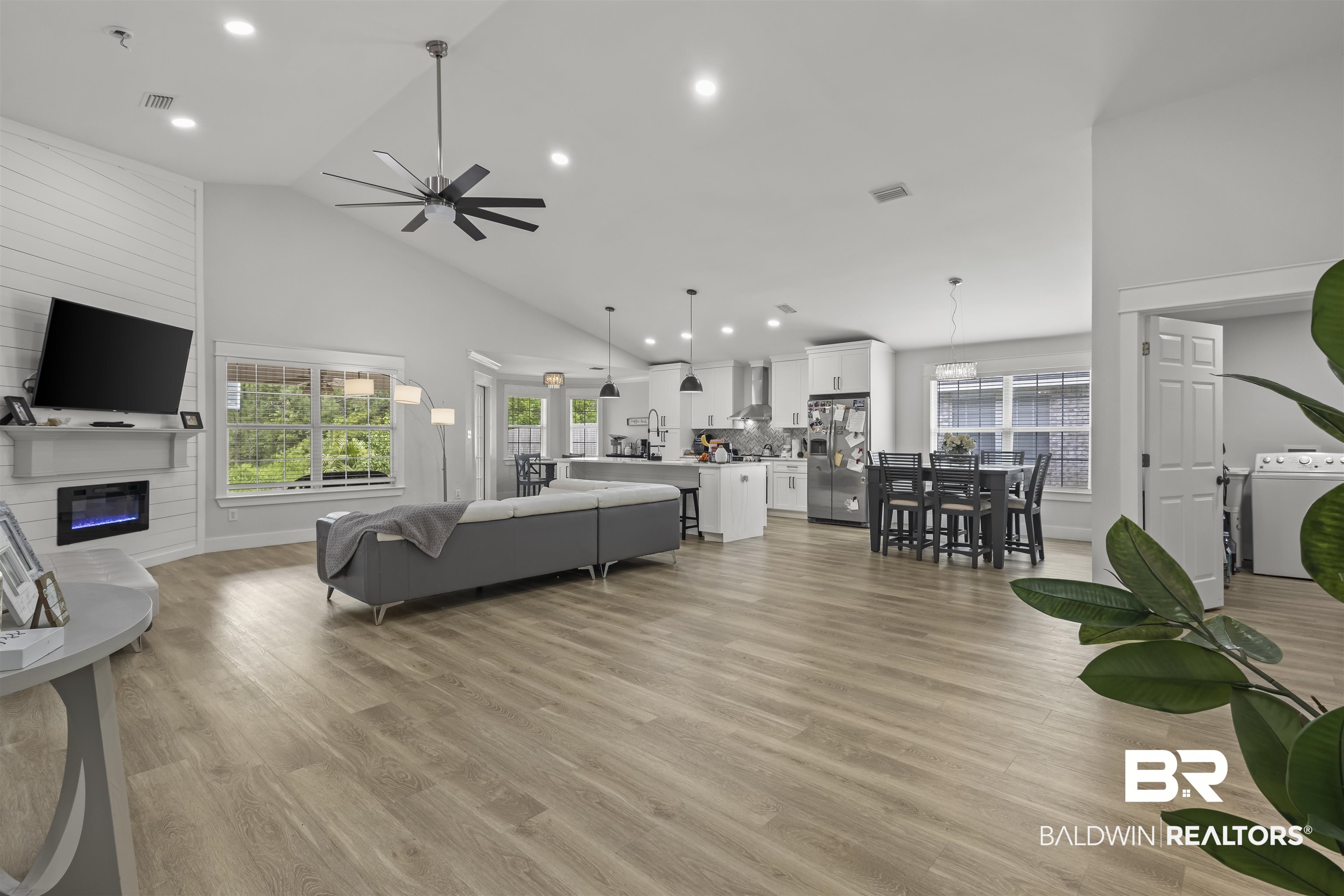 22470 Beaver Creek Lane