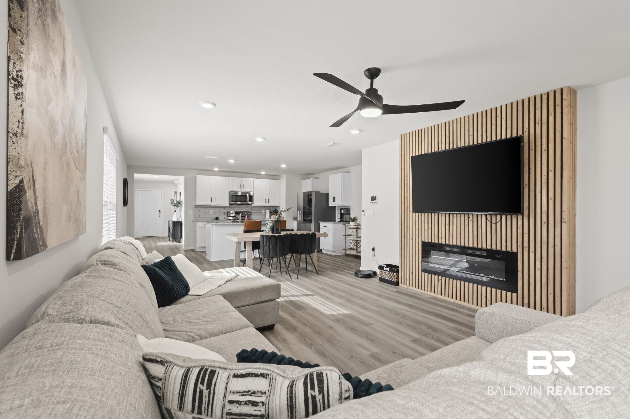 8691 Summer Bay Lane
