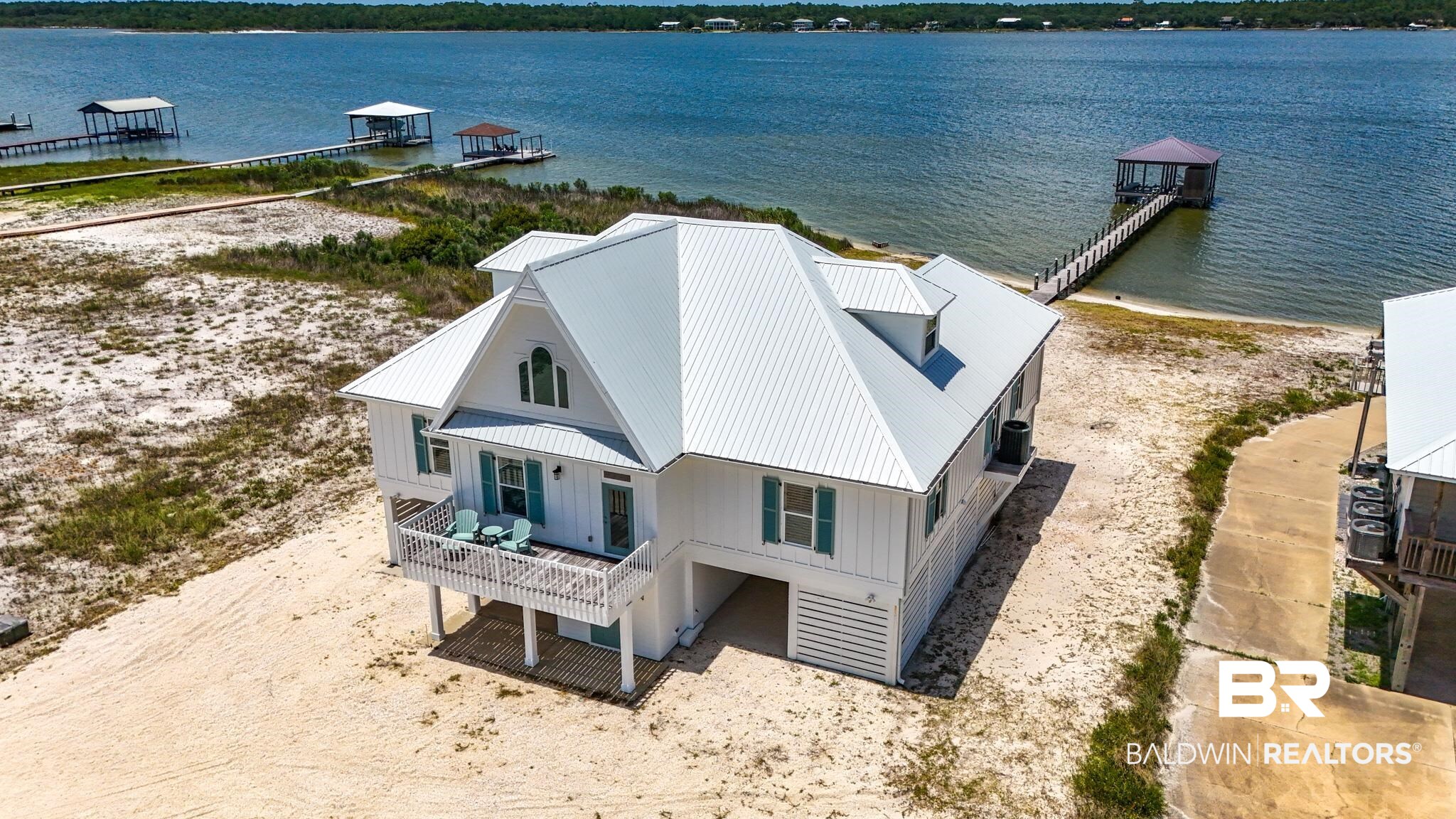 2764 W Beach Boulevard