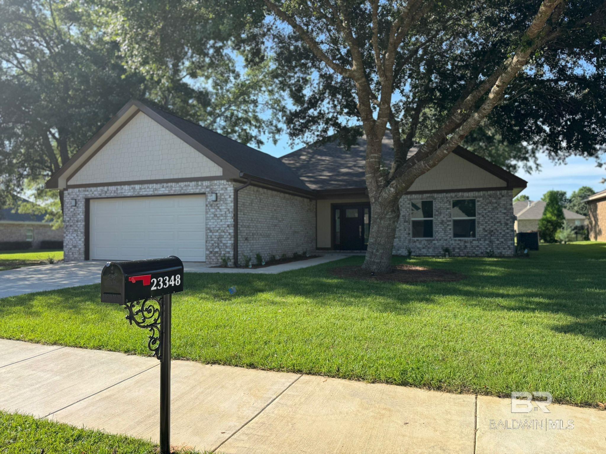23348 Dundee Circle