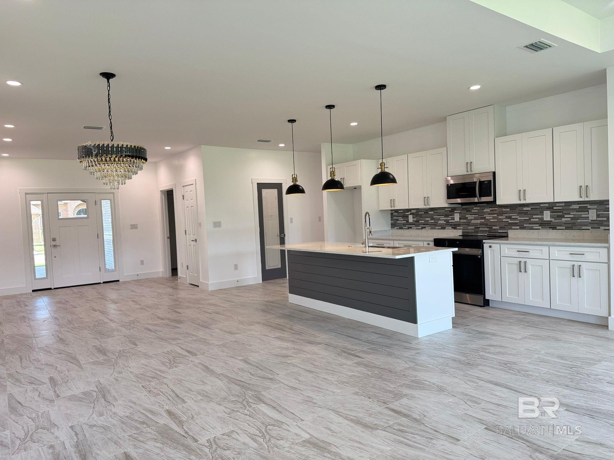 23348 Dundee Circle