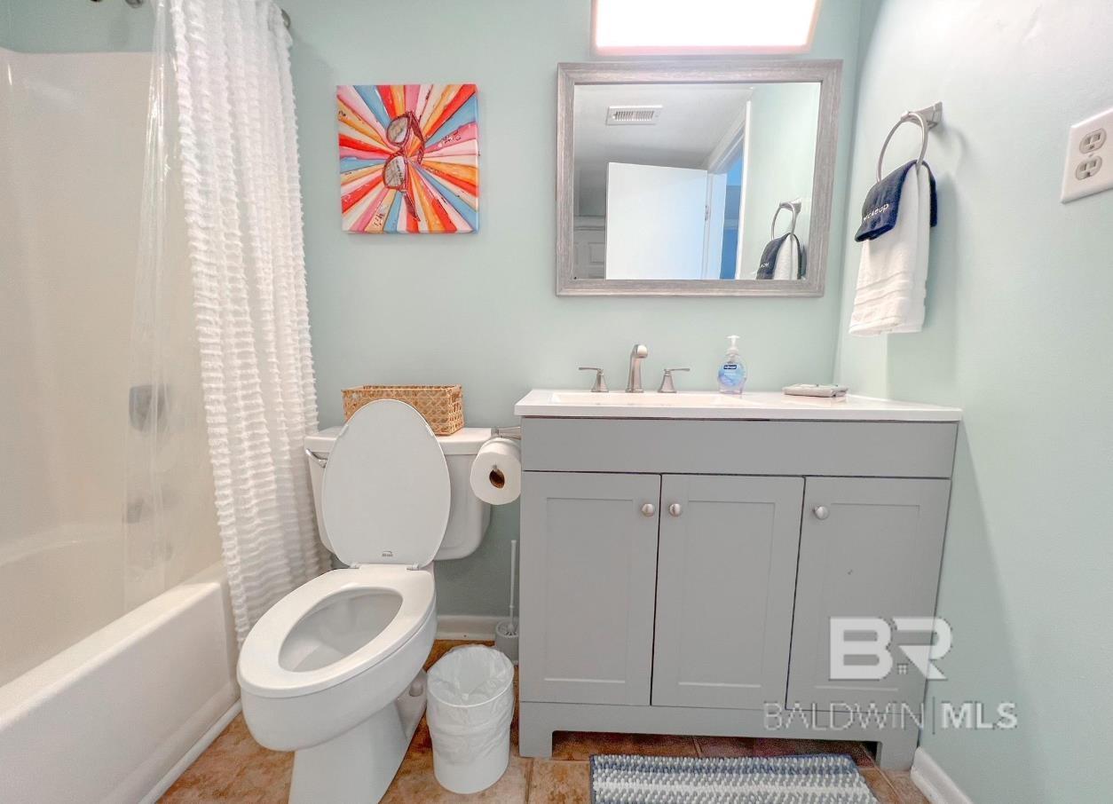 1027 WEST BEACH Boulevard 313