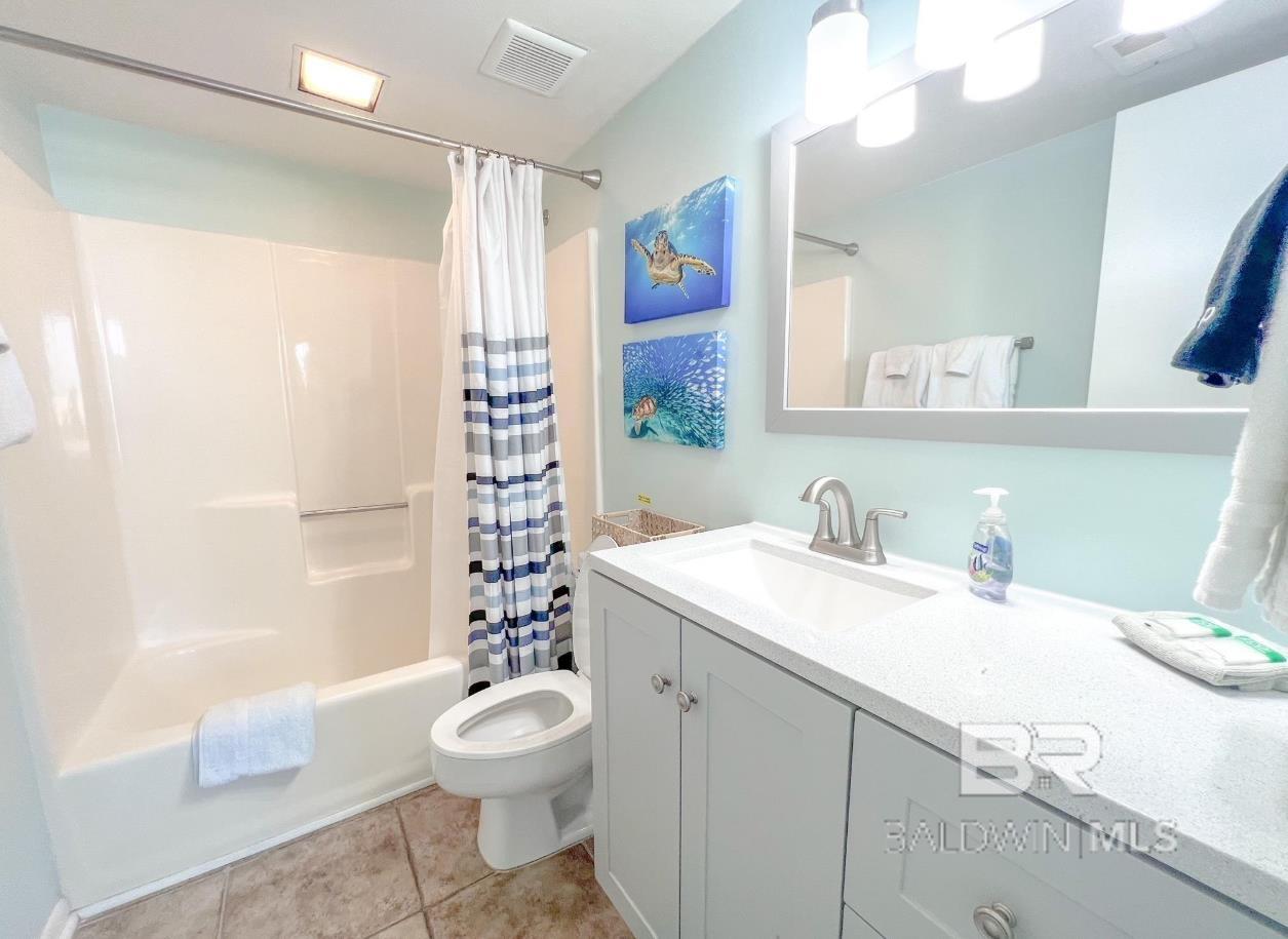 1027 WEST BEACH Boulevard 313