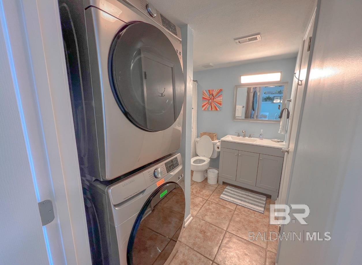 1027 WEST BEACH Boulevard 313