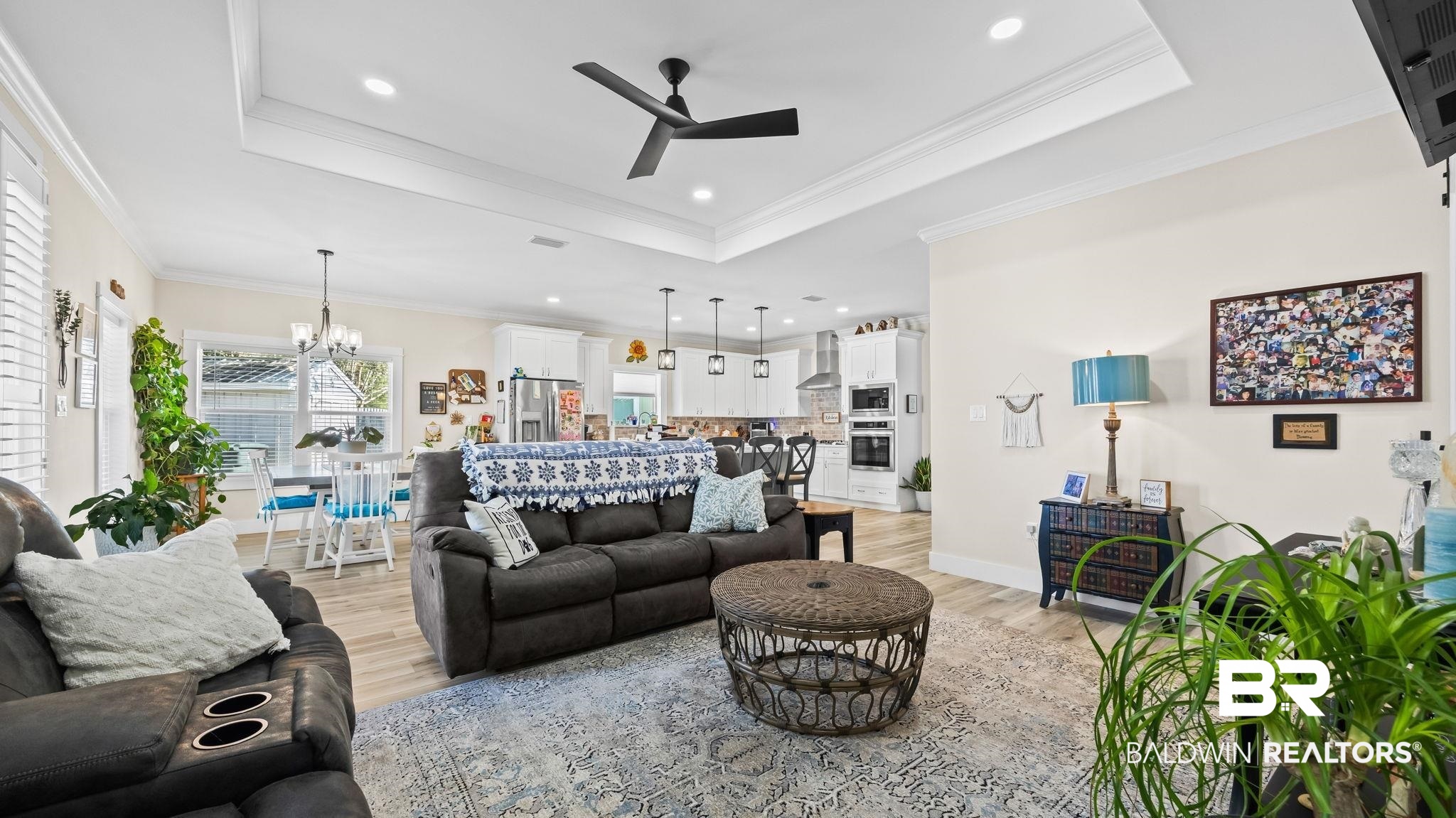 8013 Carmel Circle