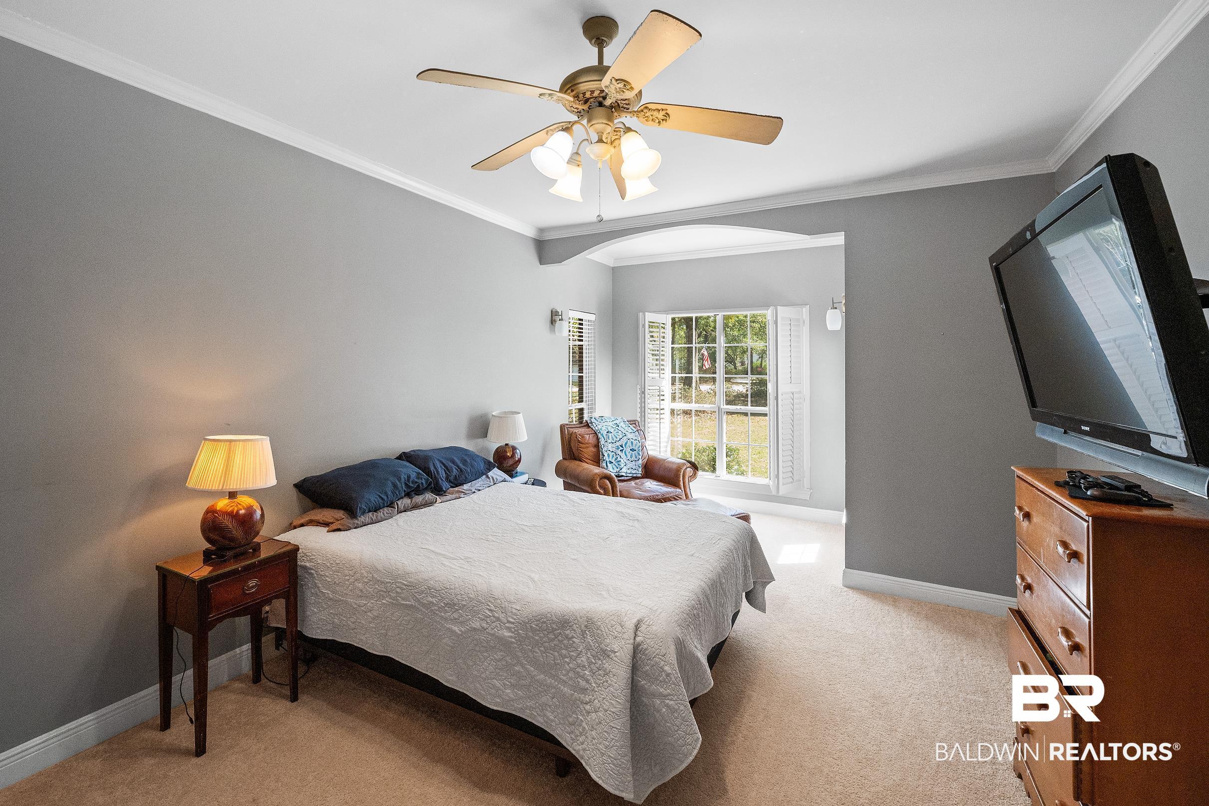 8087 Palmetto Court