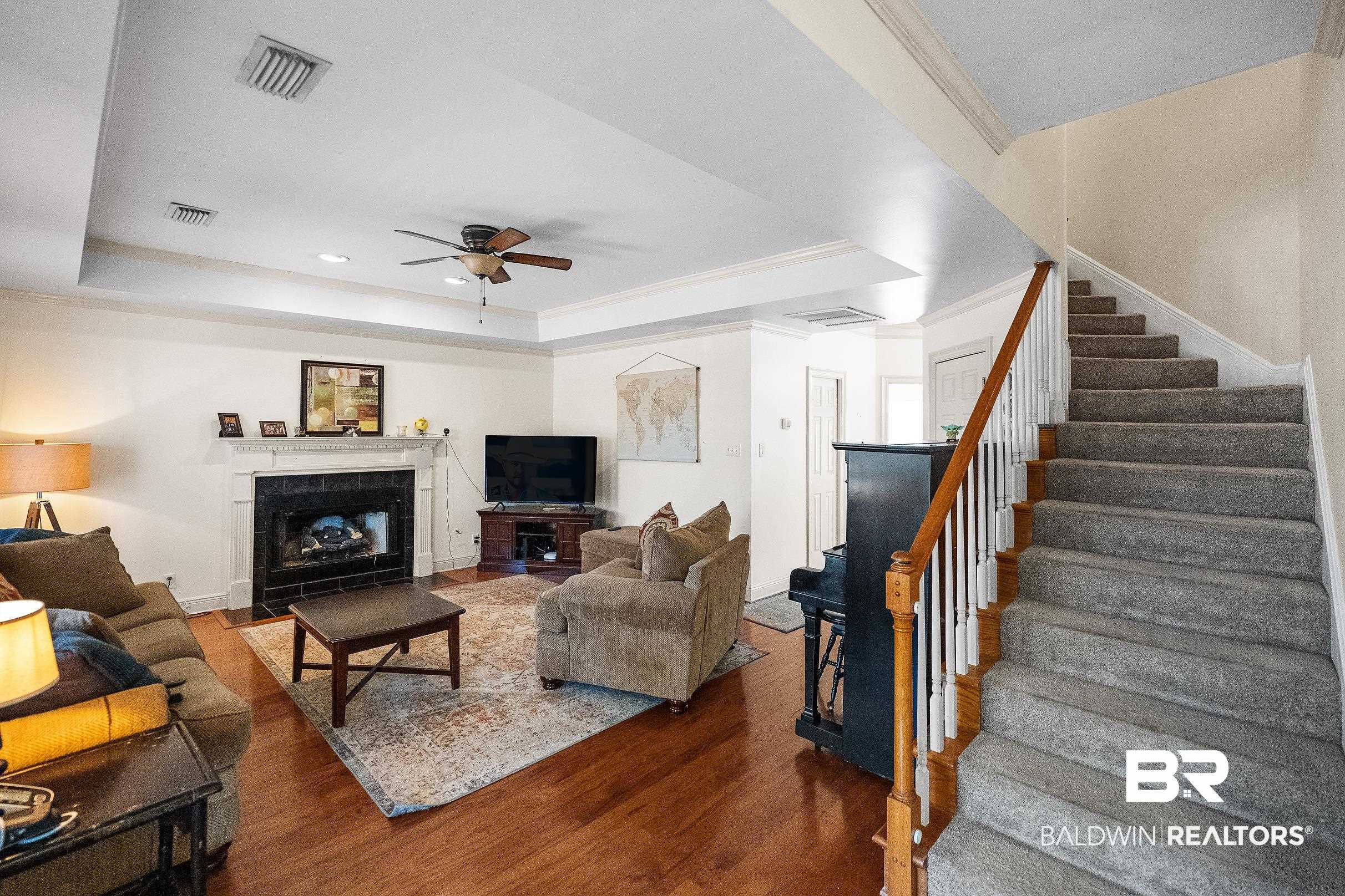 8087 Palmetto Court