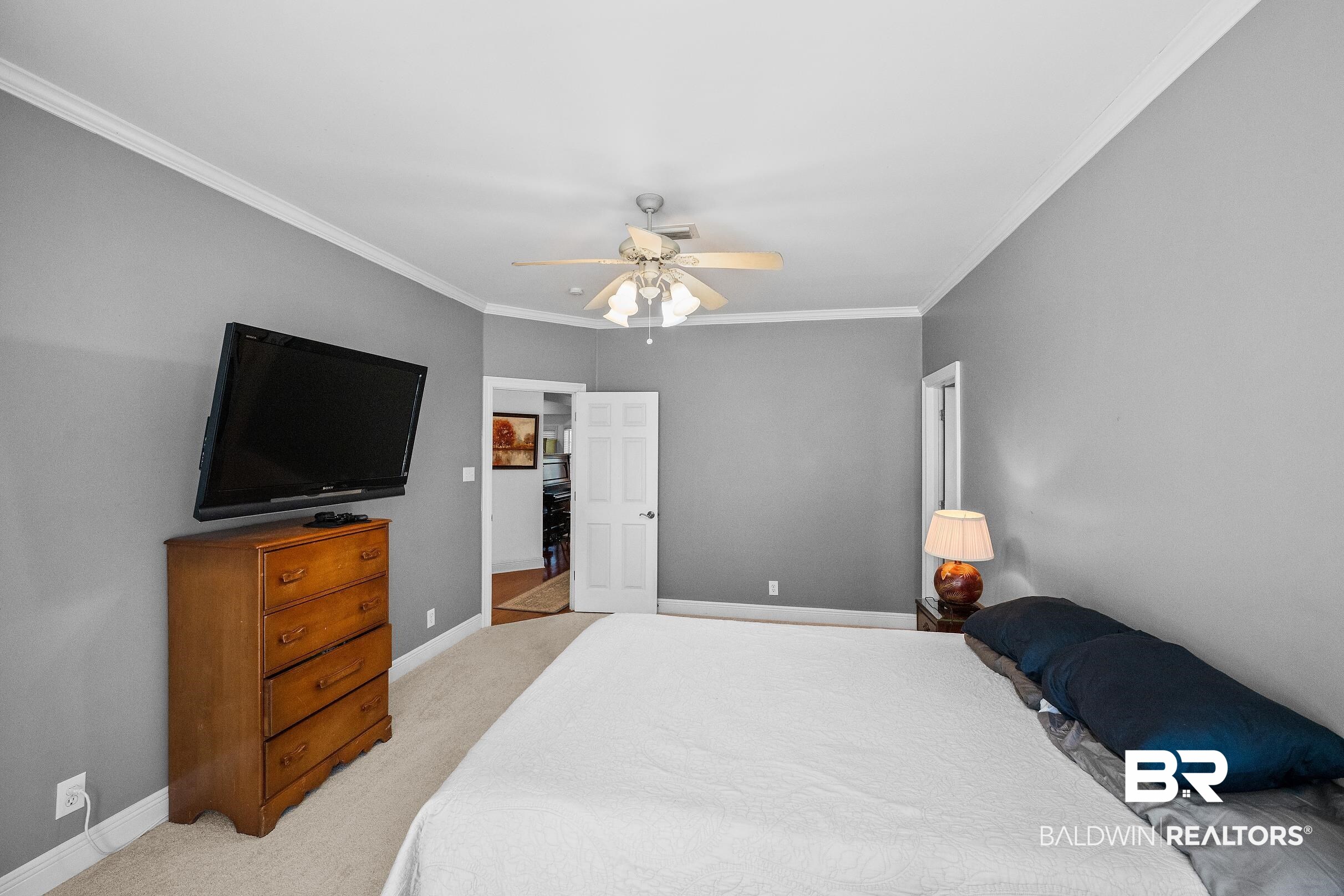 8087 Palmetto Court