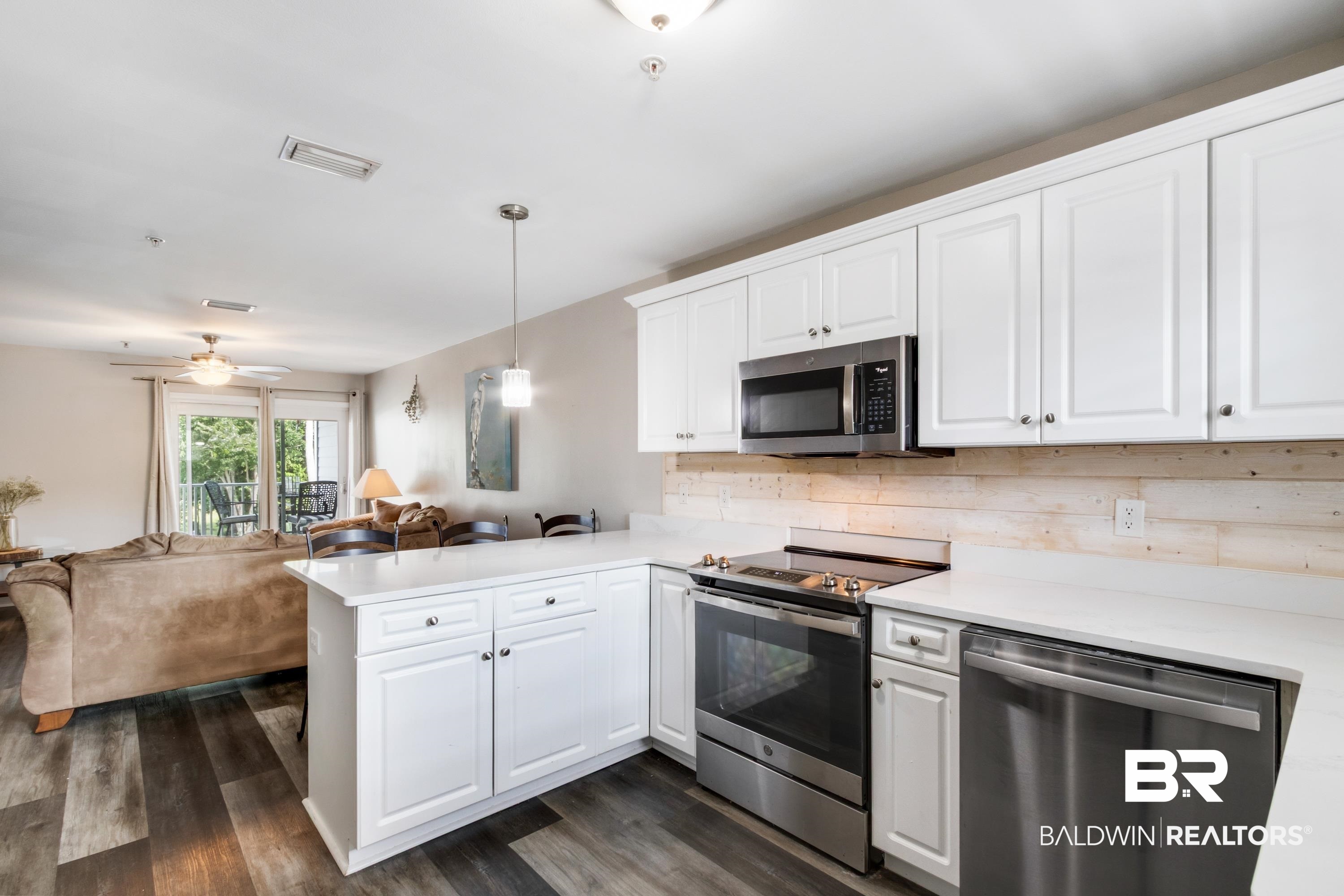 25957 Canal Road 208