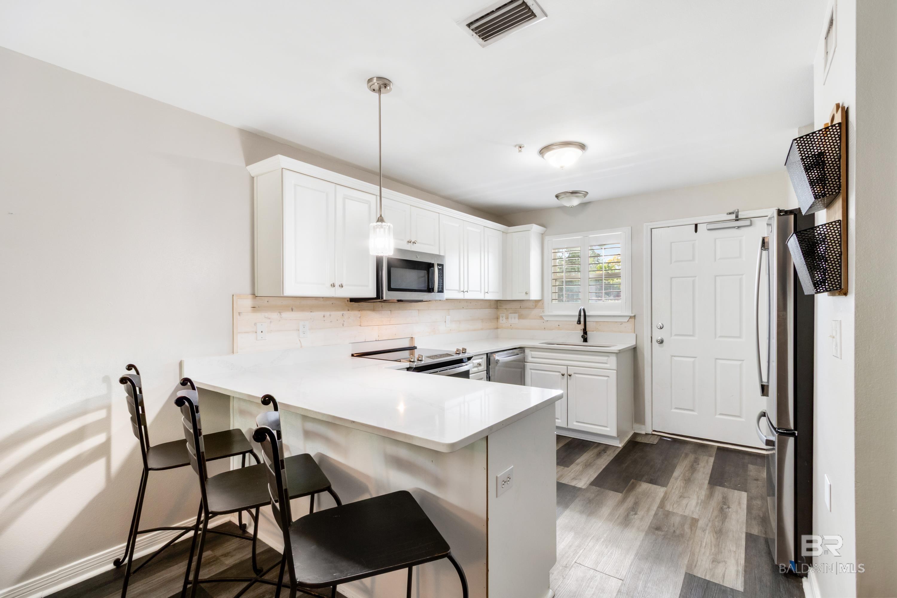 25957 Canal Road 208