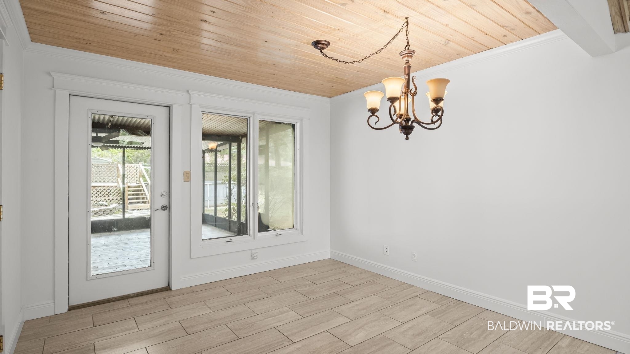 612 Forestwood Drive