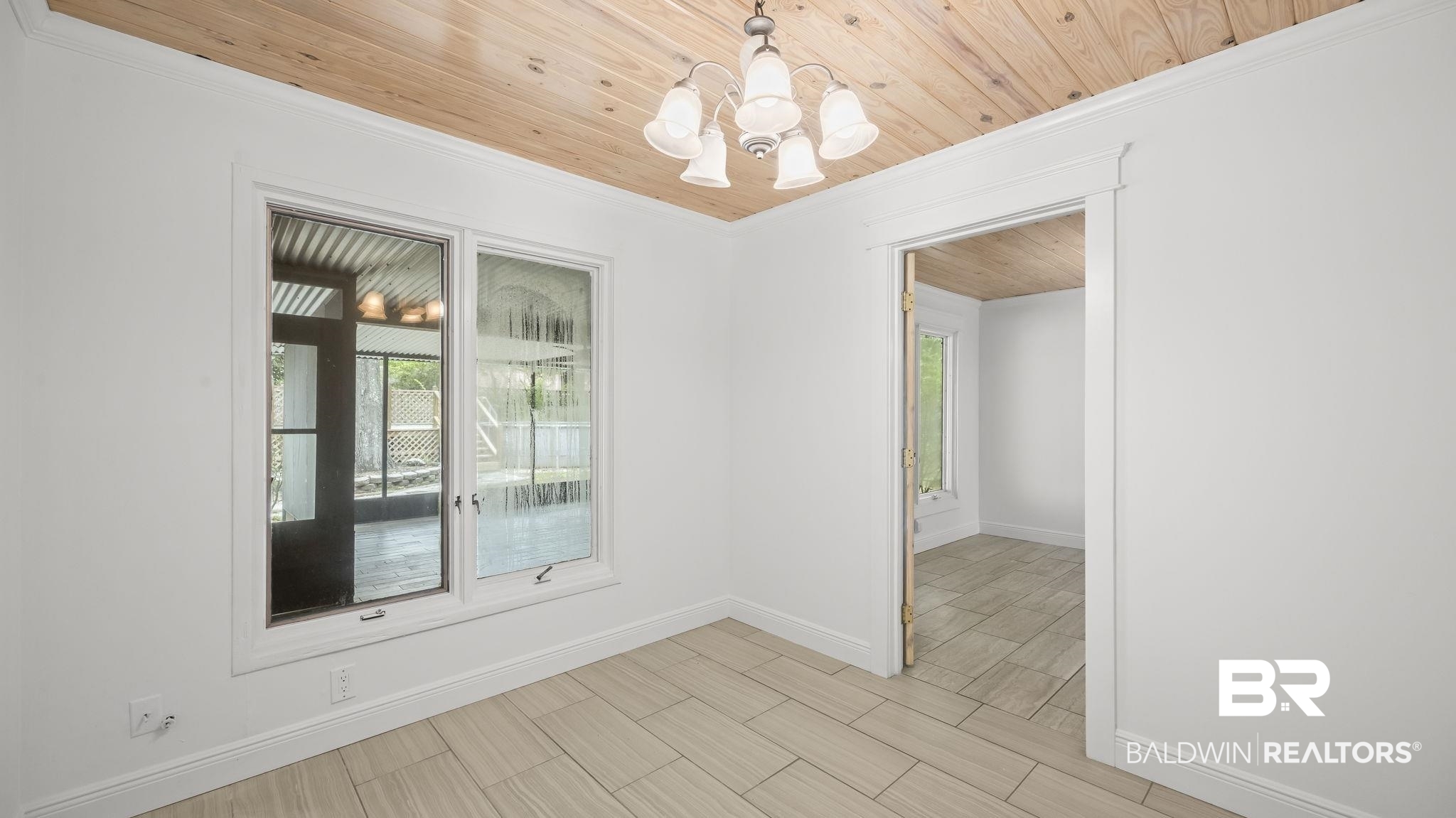 612 Forestwood Drive