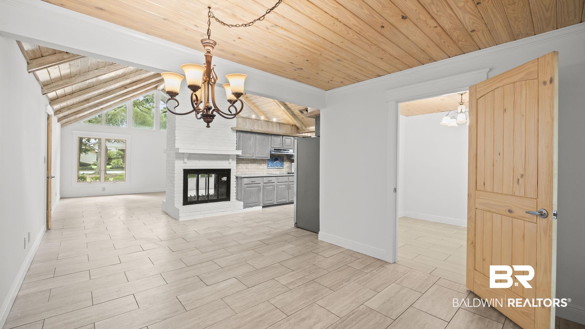 612 Forestwood Drive