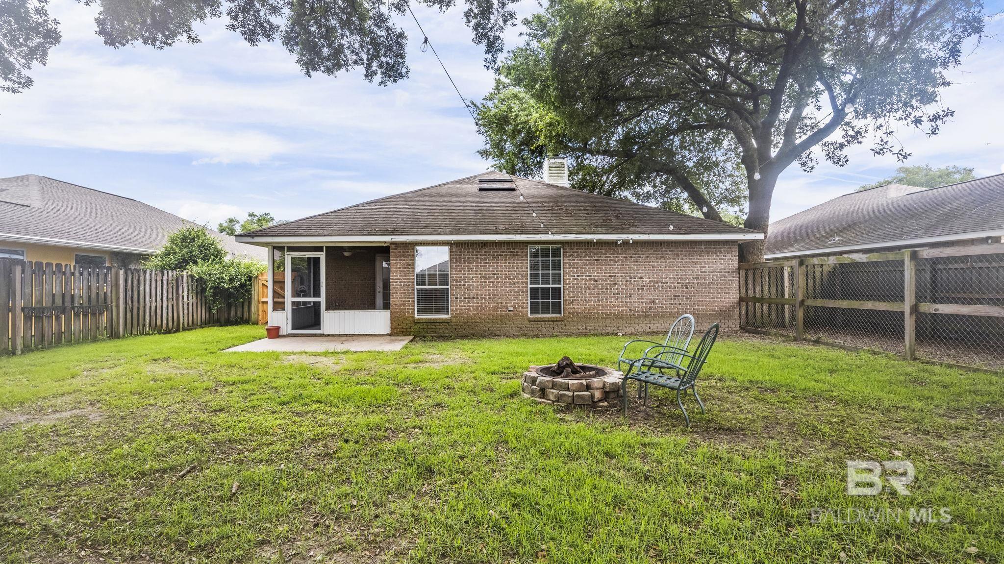 7042 Raintree Lane