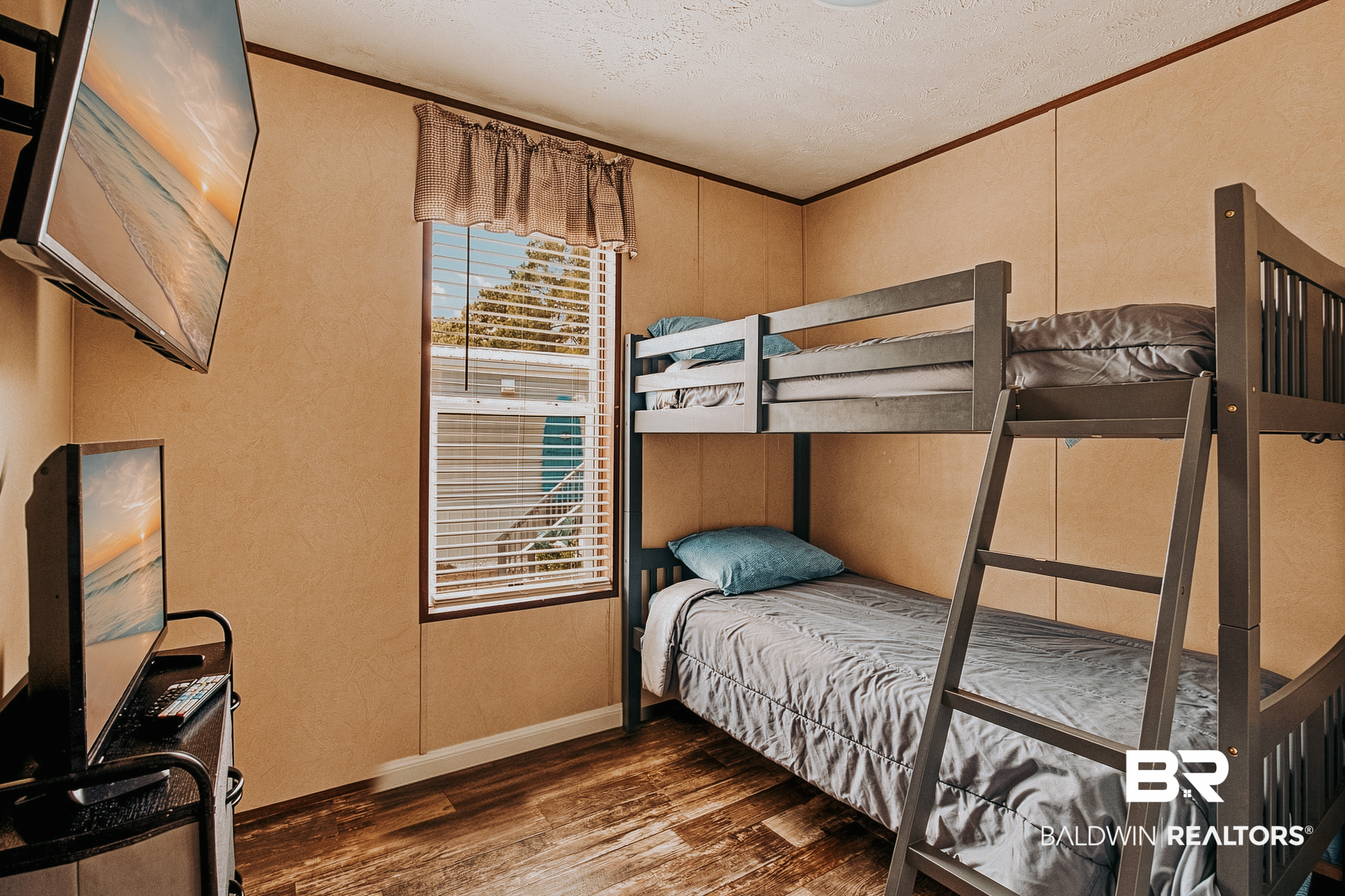 25015 Pompano Drive