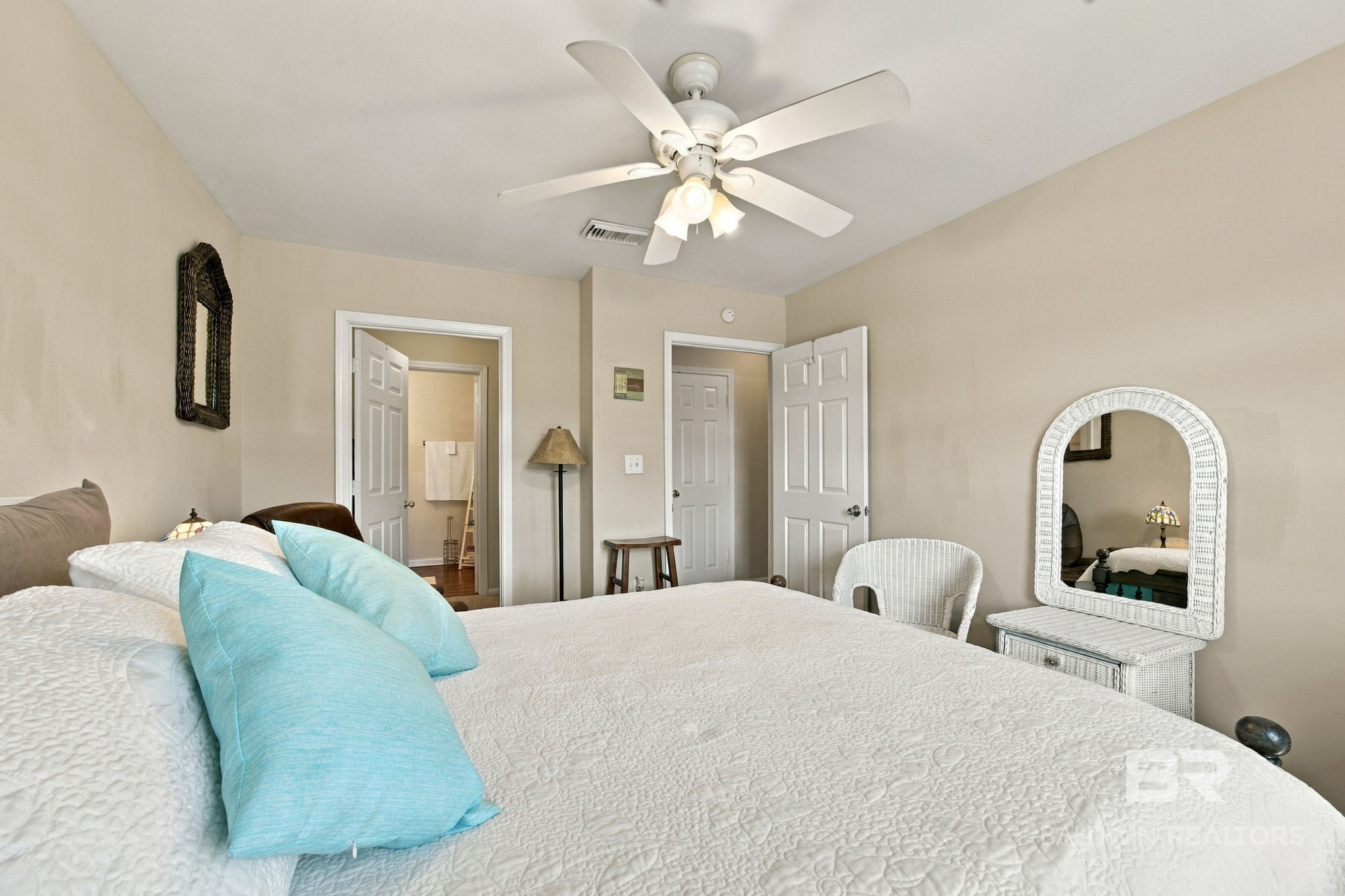 6194 State Highway 59 # Q7