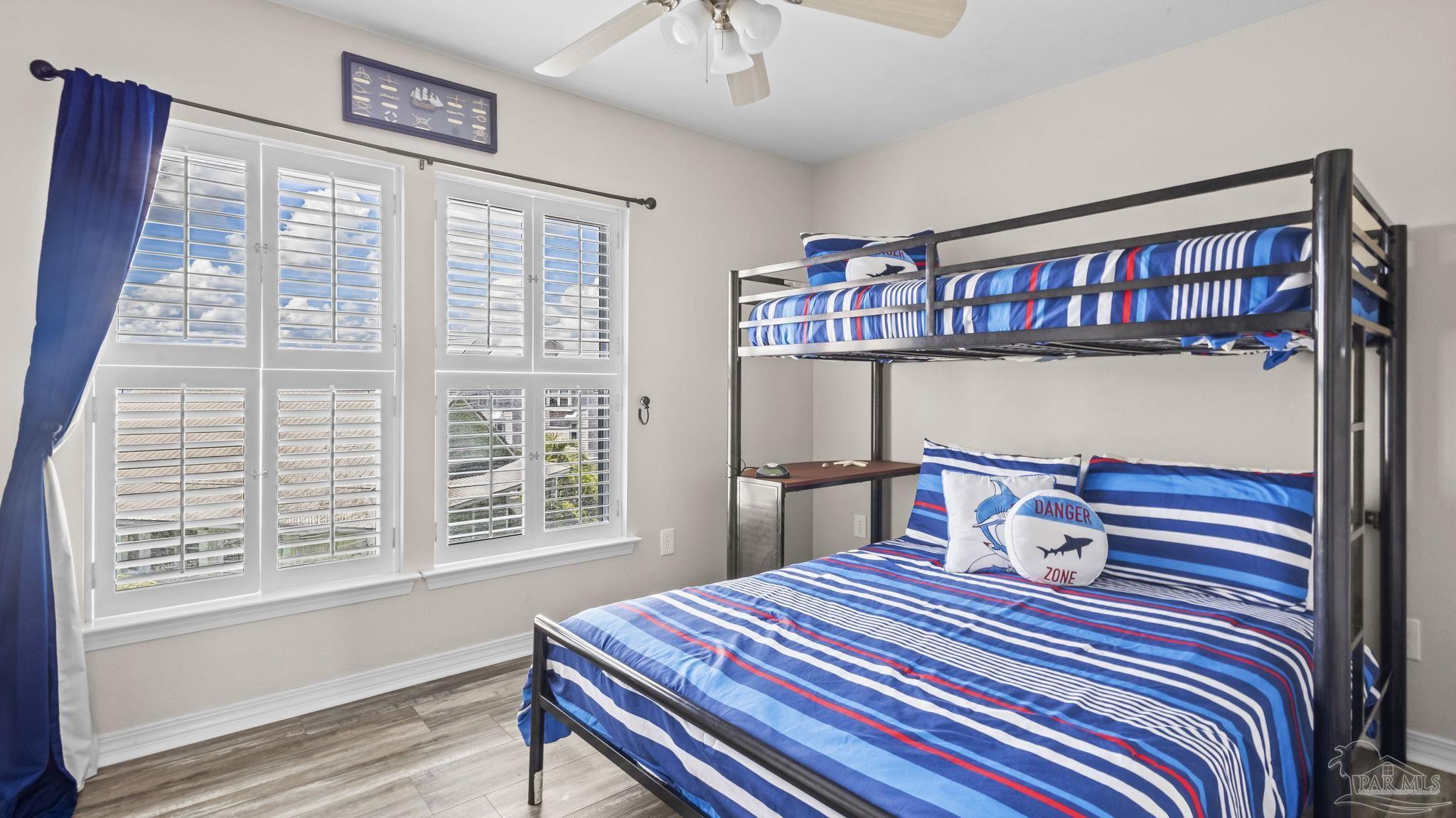 16038 Innerarity Pt Rd # 101