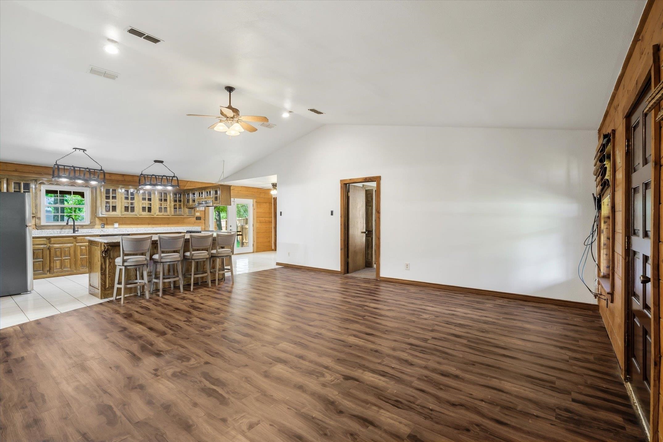 17195 County Road 1263