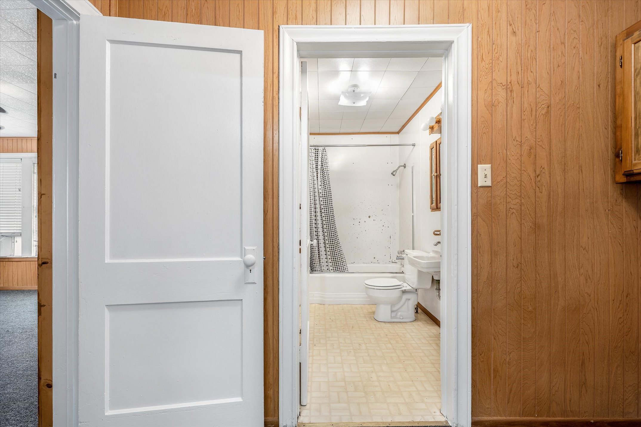 106 S College Street