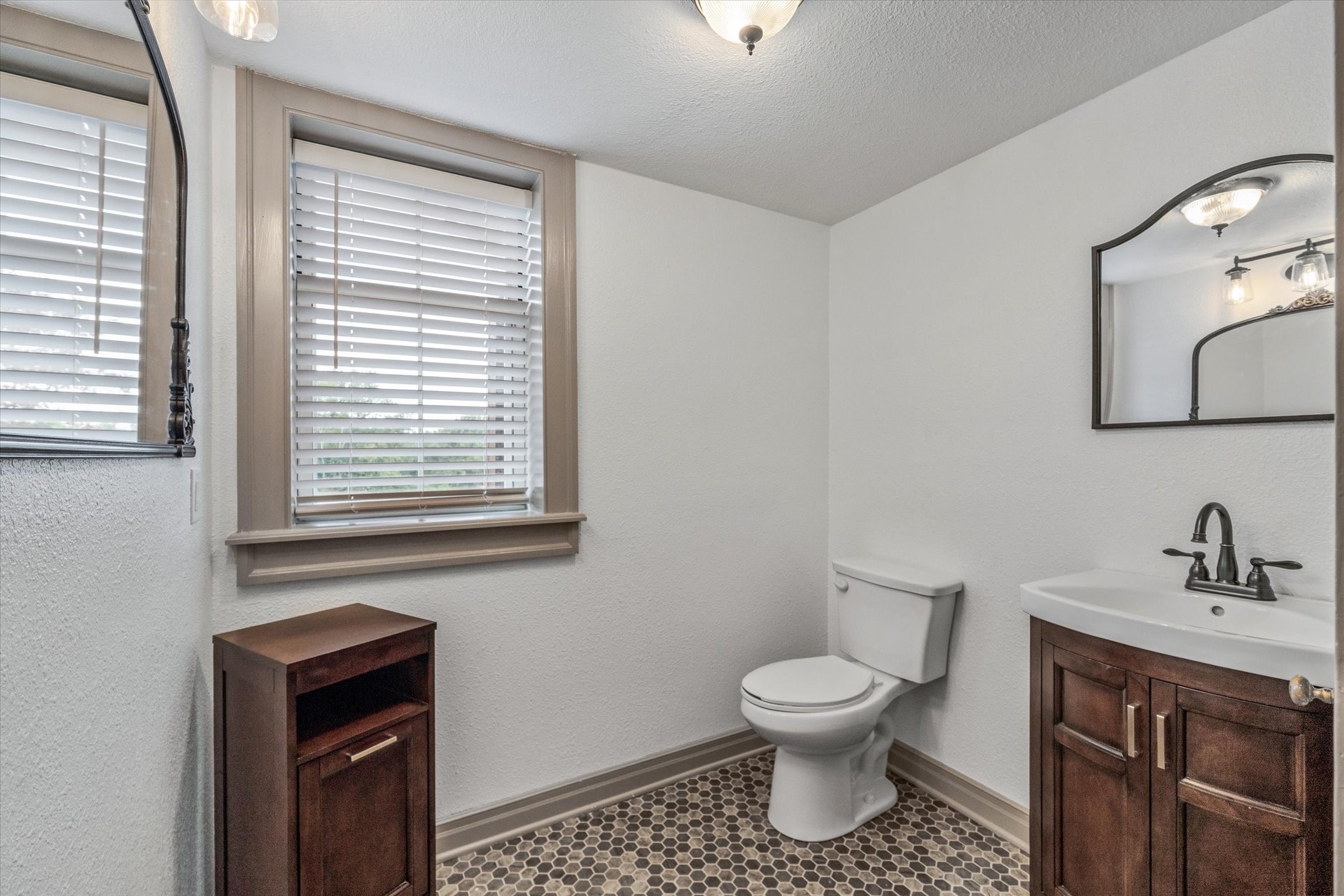 23223 County Road 431
