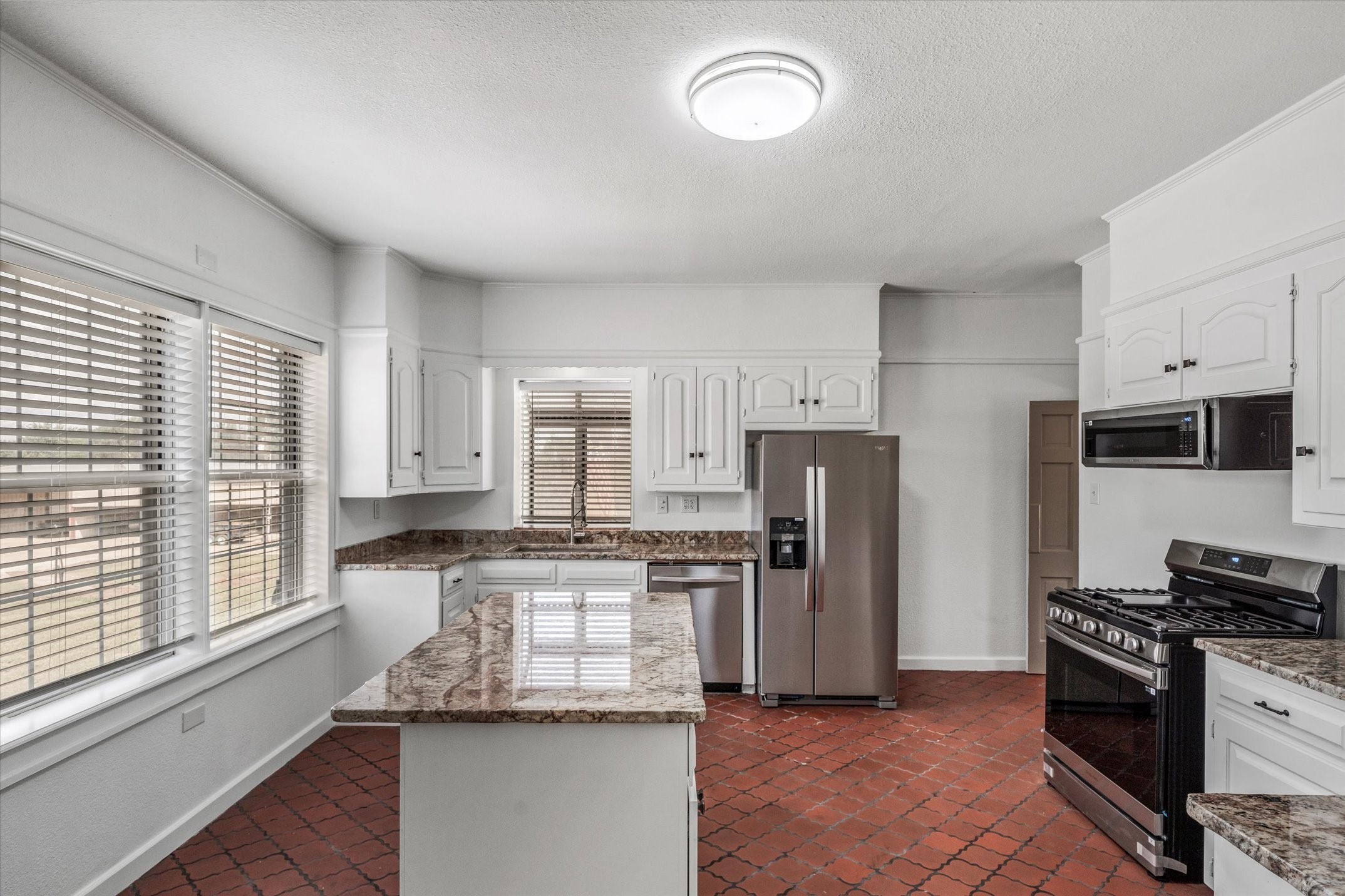 23223 County Road 431