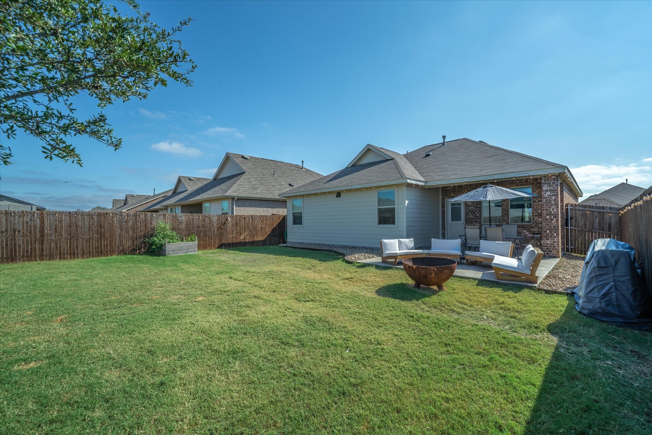 2121 Strongbark Drive
