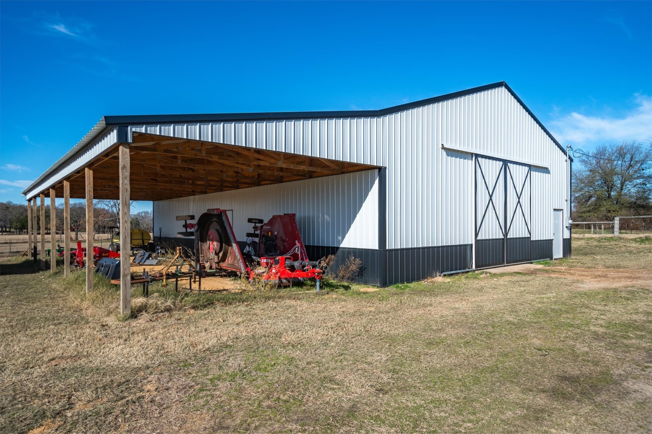 8612 Fm 1616