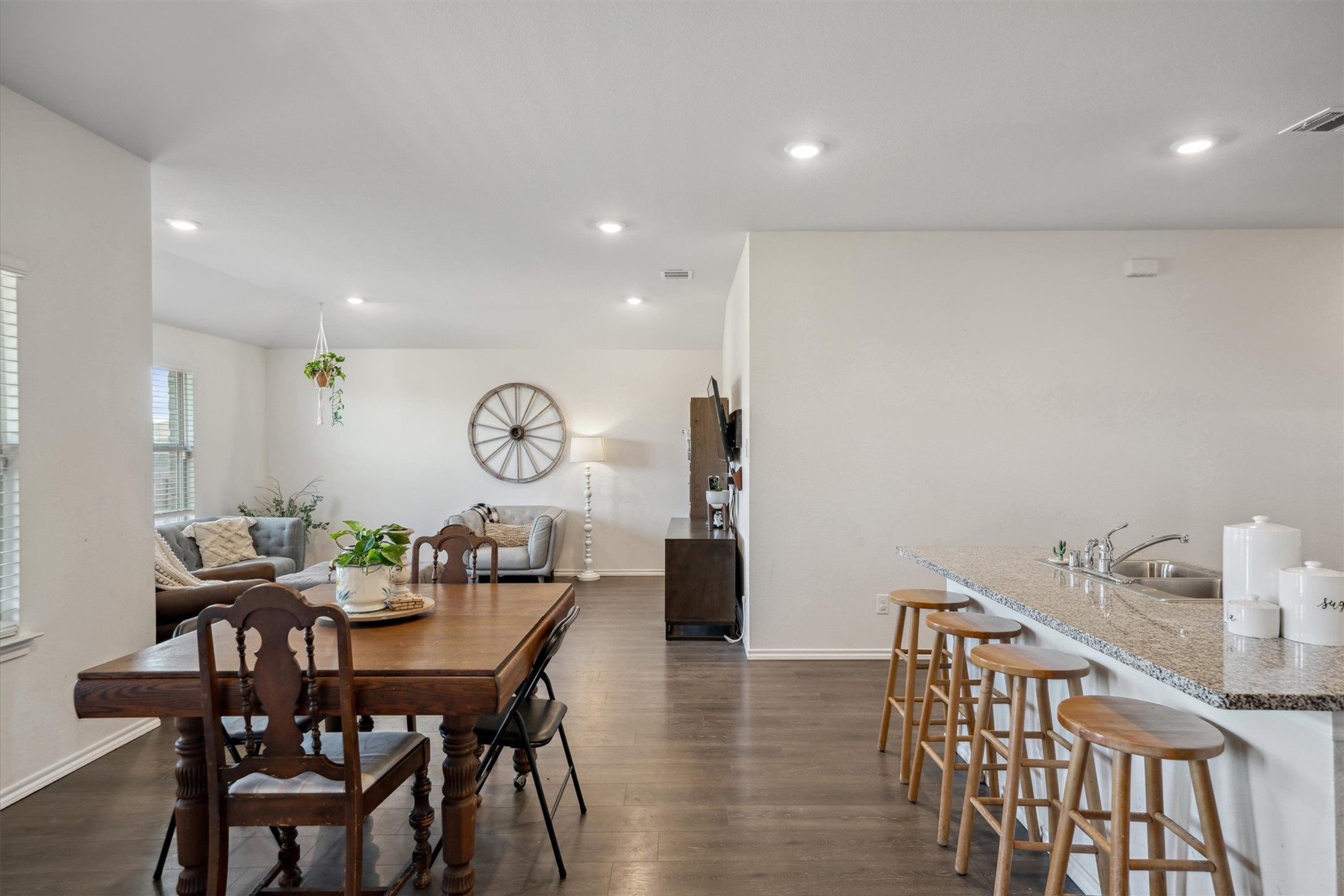 417 Wagon Wheel Drive