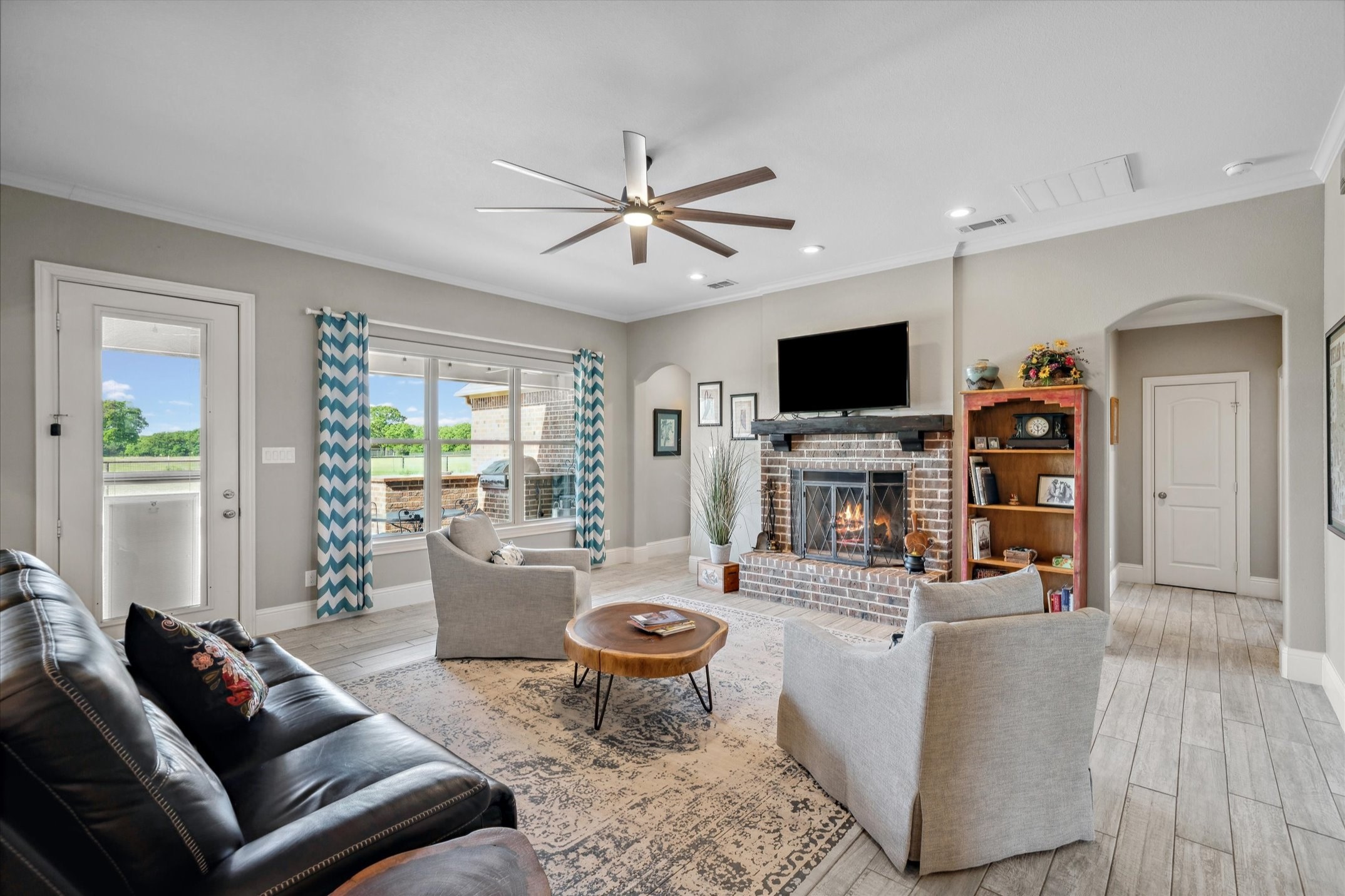 5044 Hidden Court