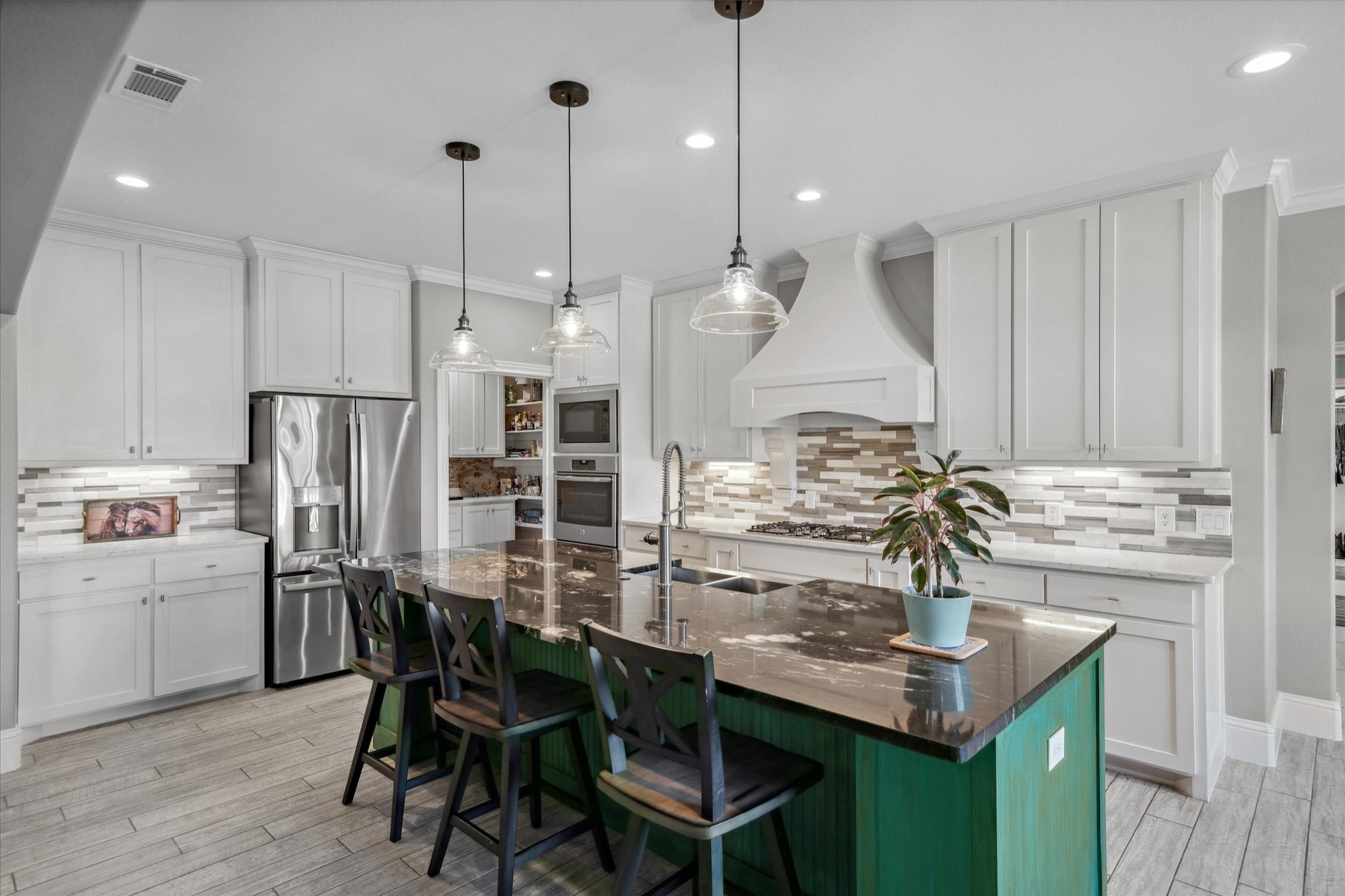 5044 Hidden Court
