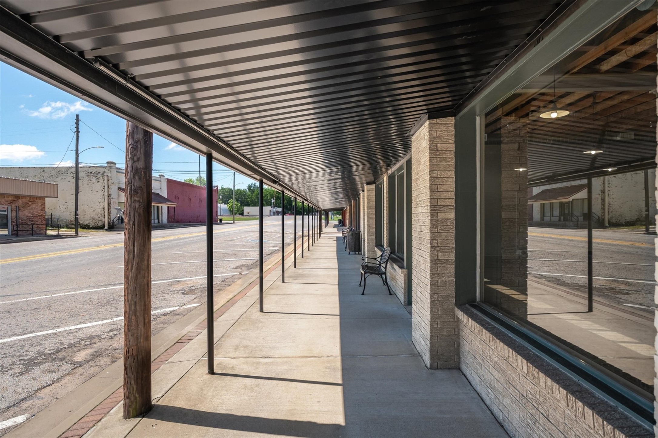 111 N Houston Street