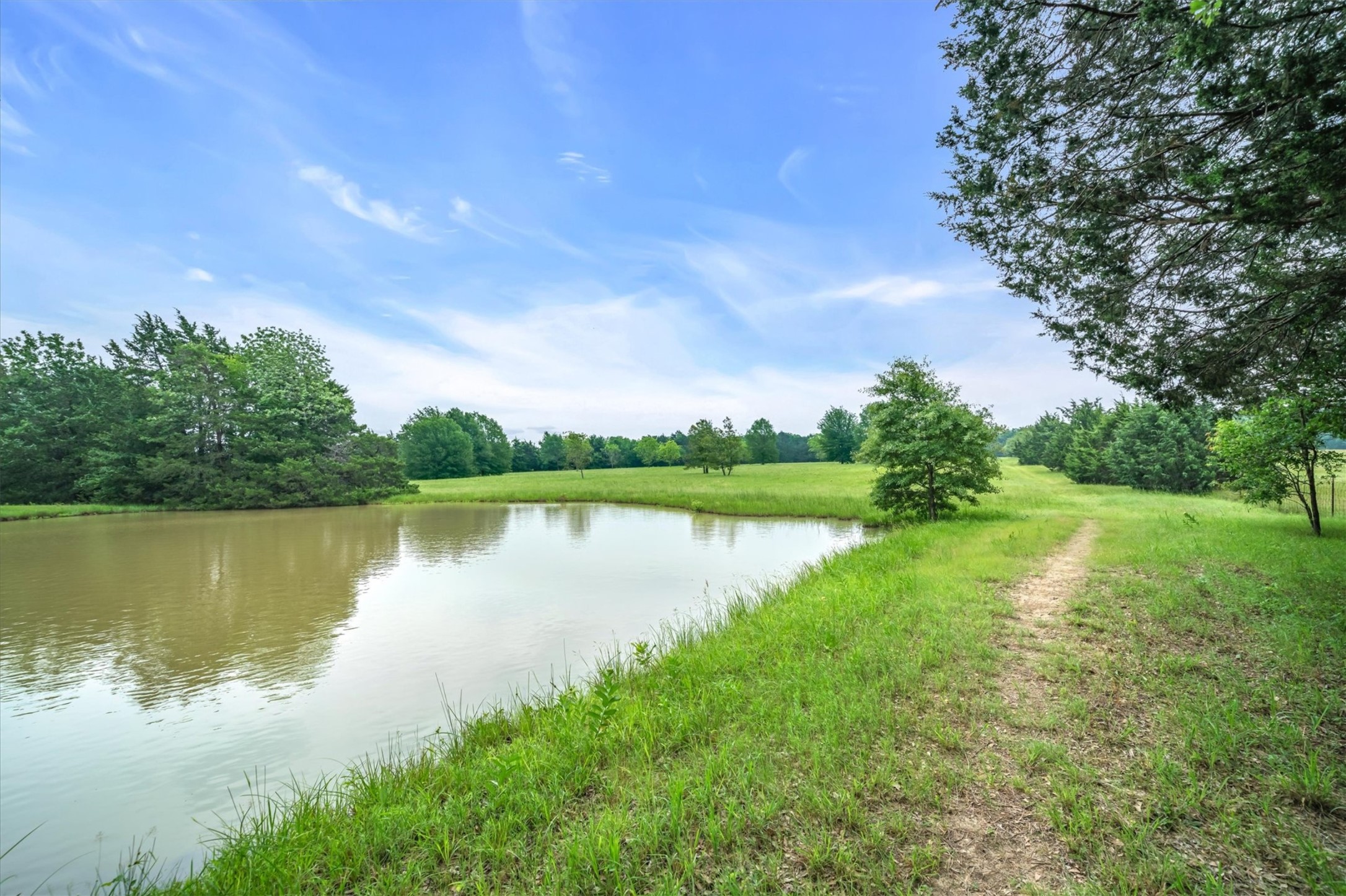 203 Private Road 3780