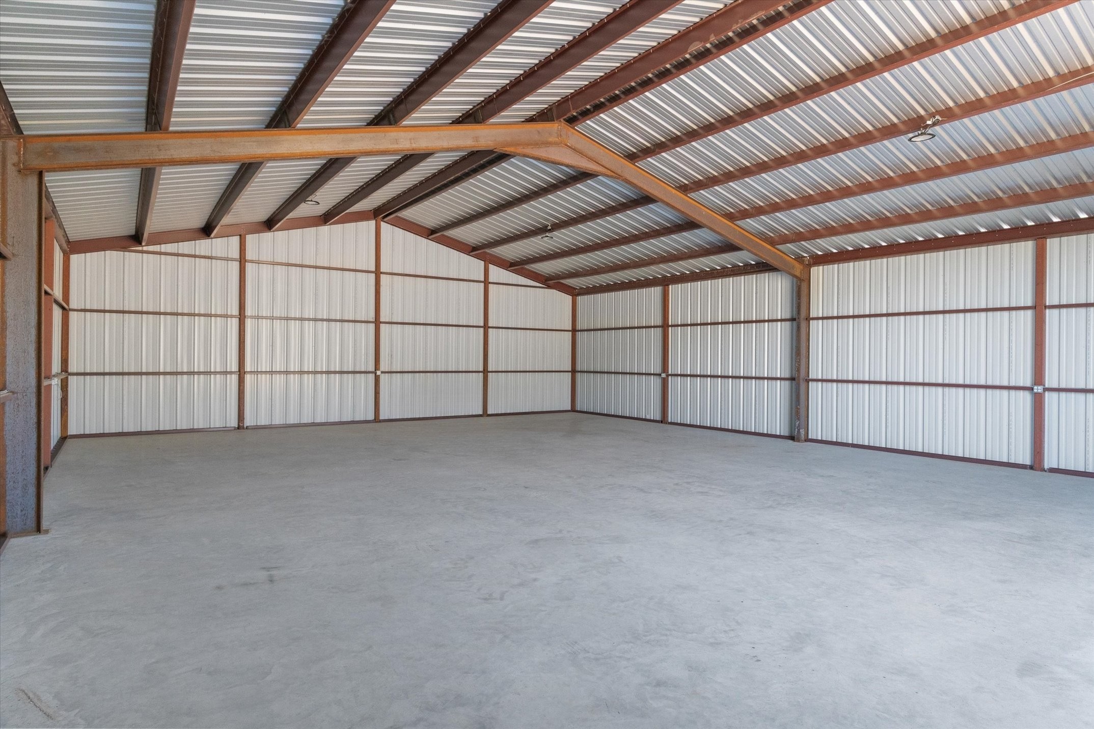 806 County Road 2918