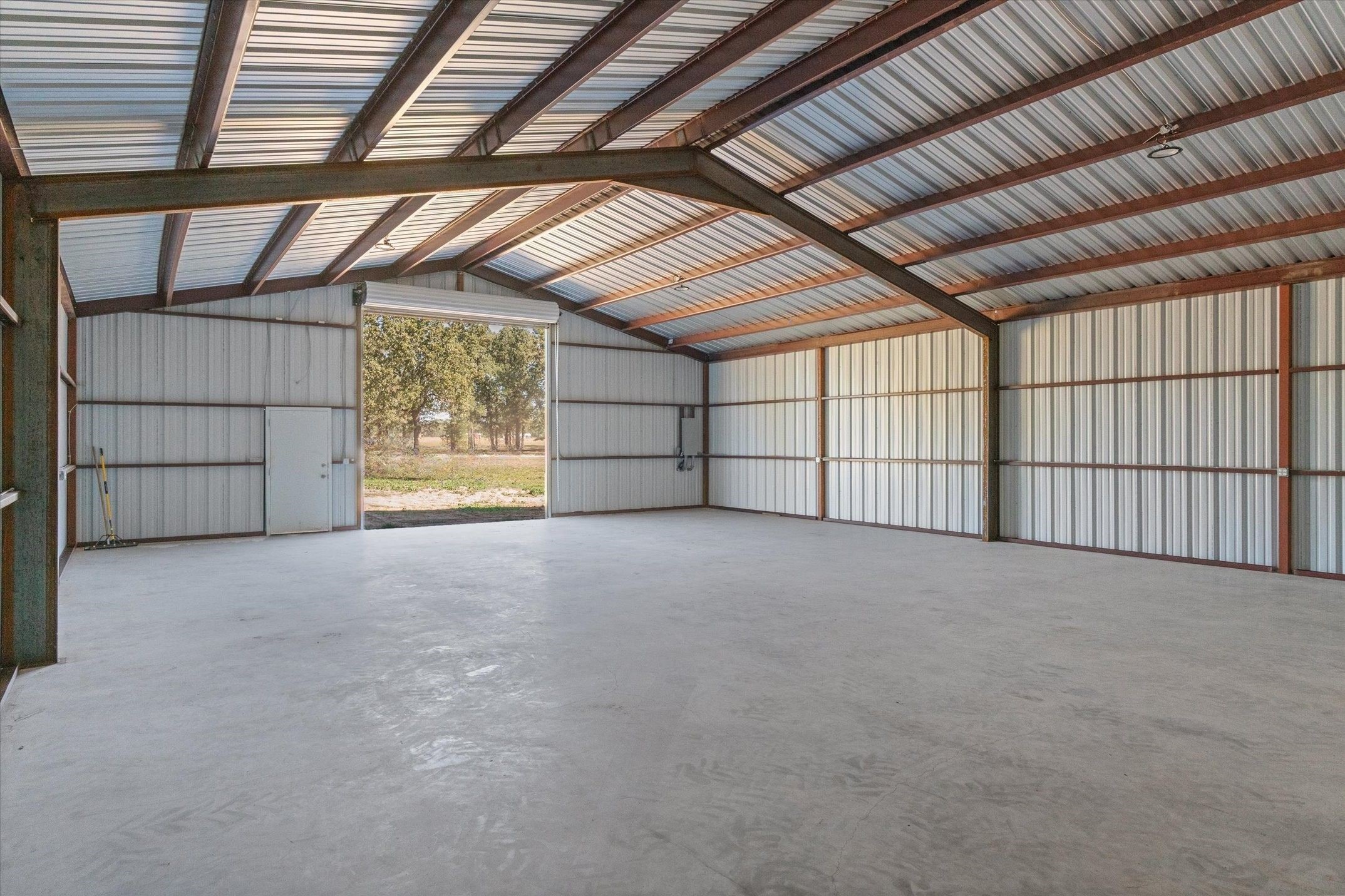 806 County Road 2918