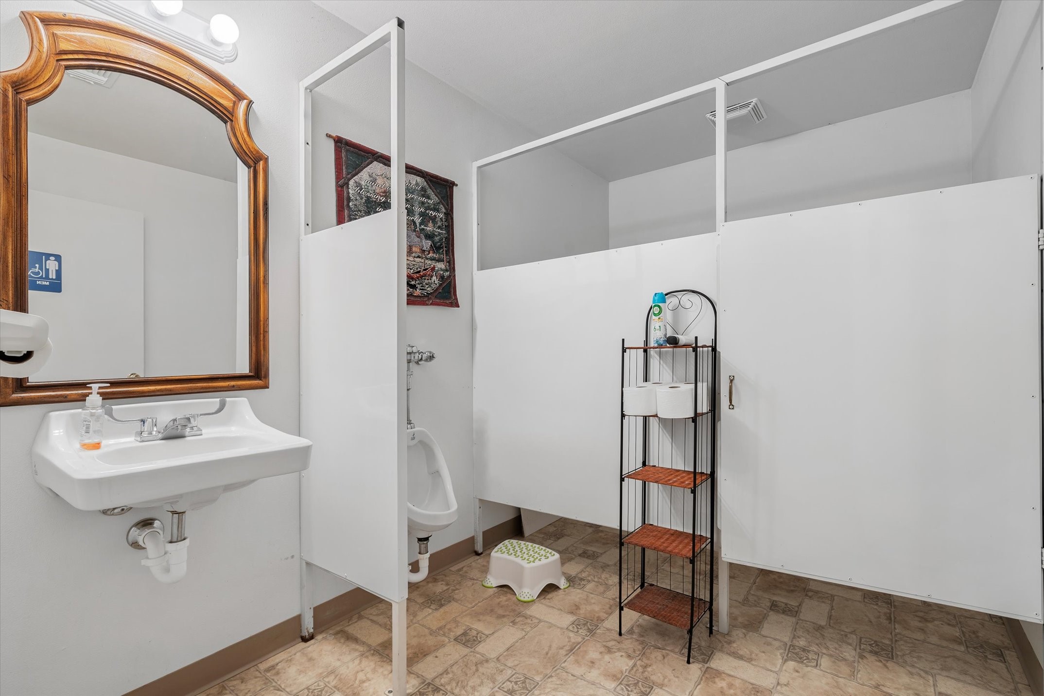 1500 N Spring Street