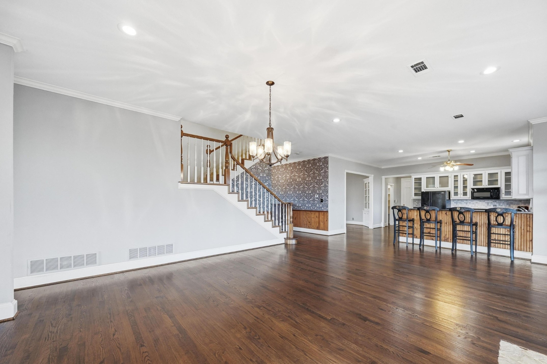 707 Cullins Road