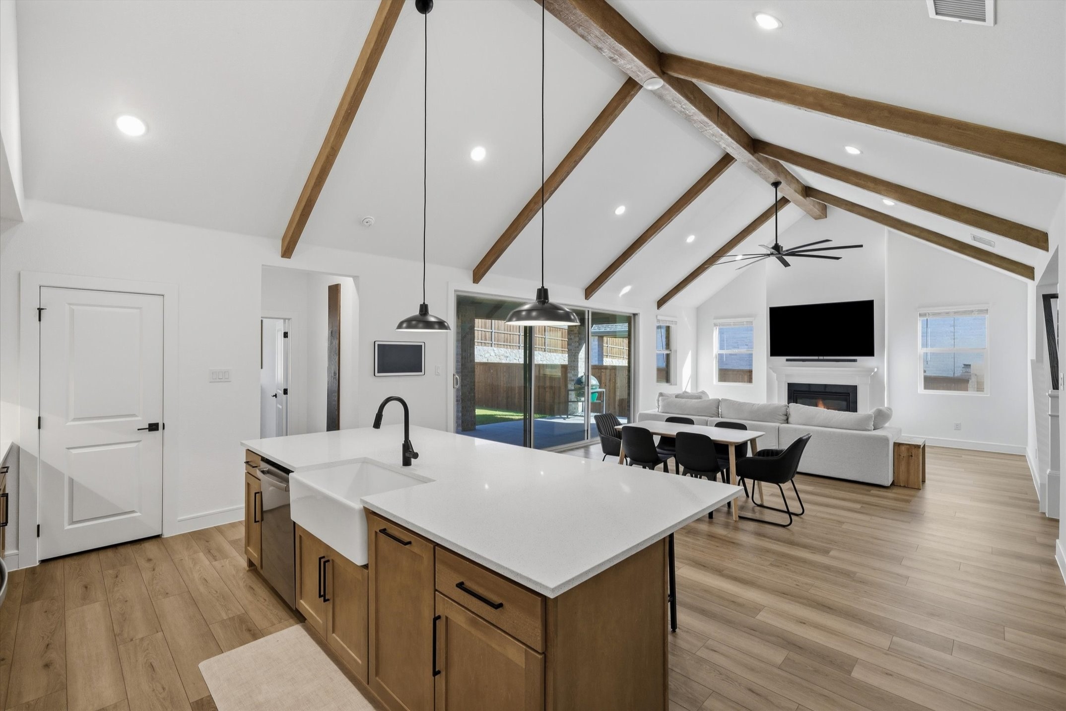 1018 Bleriot Drive
