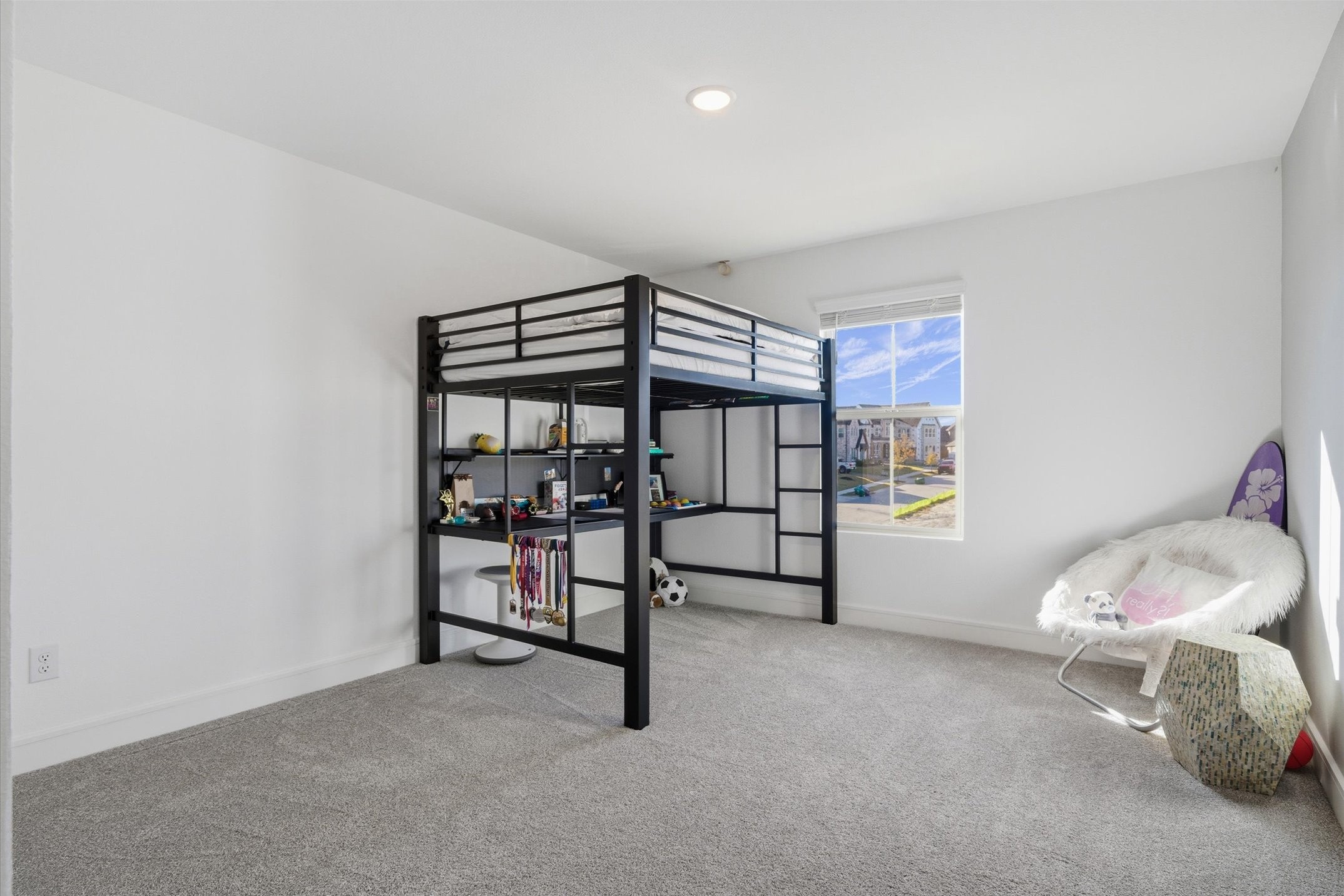 1018 Bleriot Drive