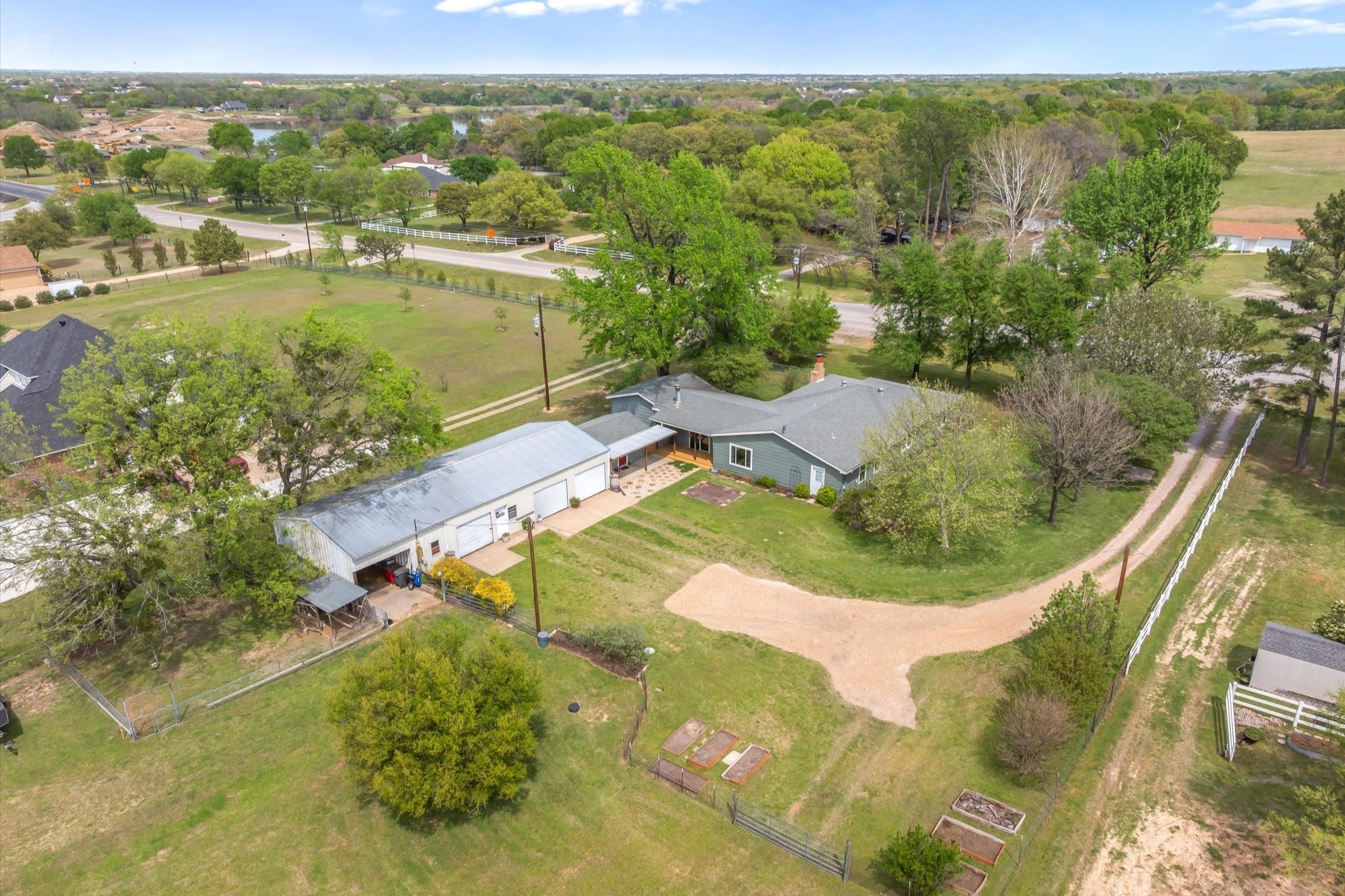 7142 S Fm 148