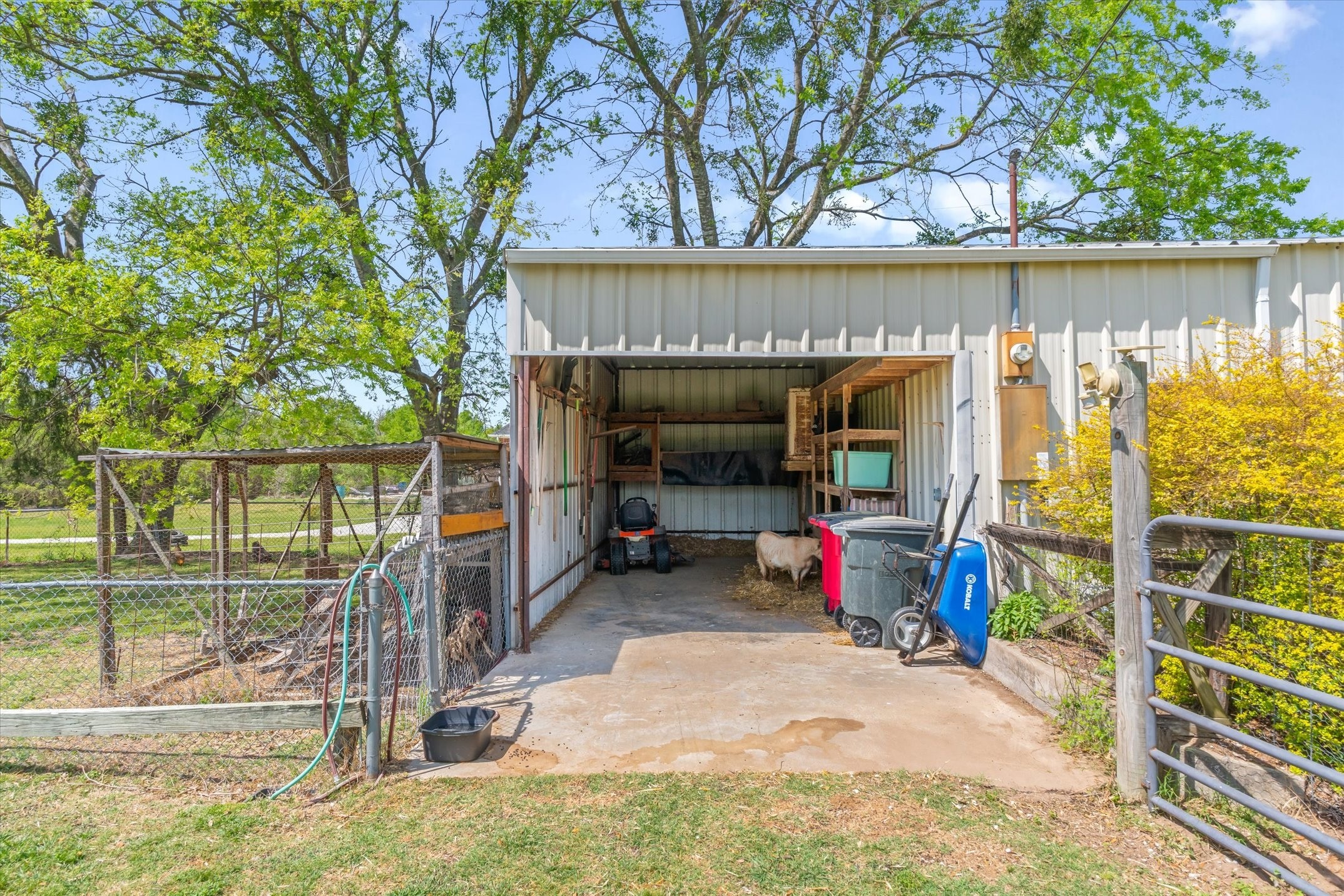 7142 S Fm 148