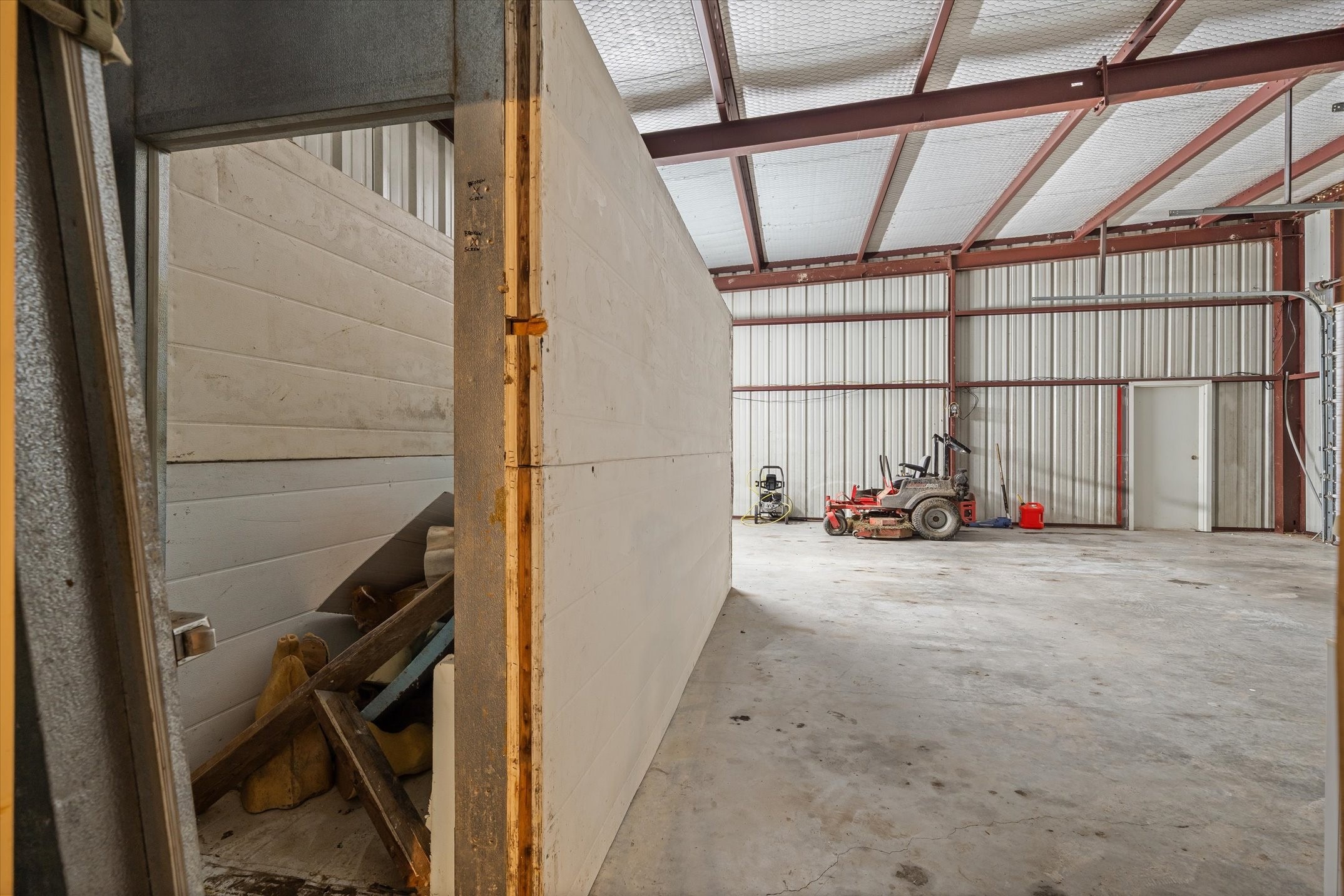 9830 E Hwy Us-80