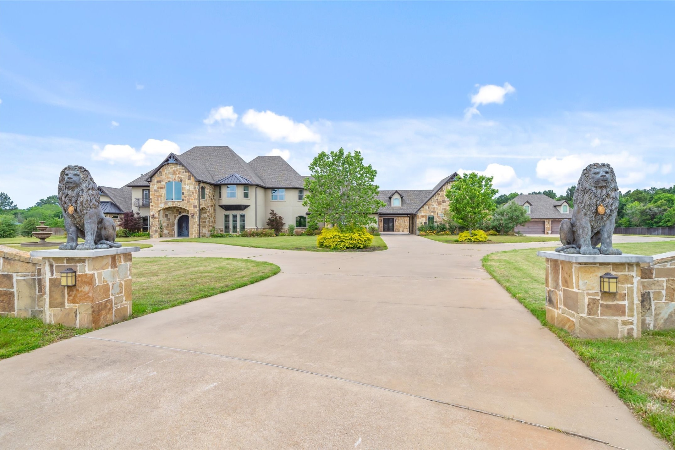 16508 Hailey Court