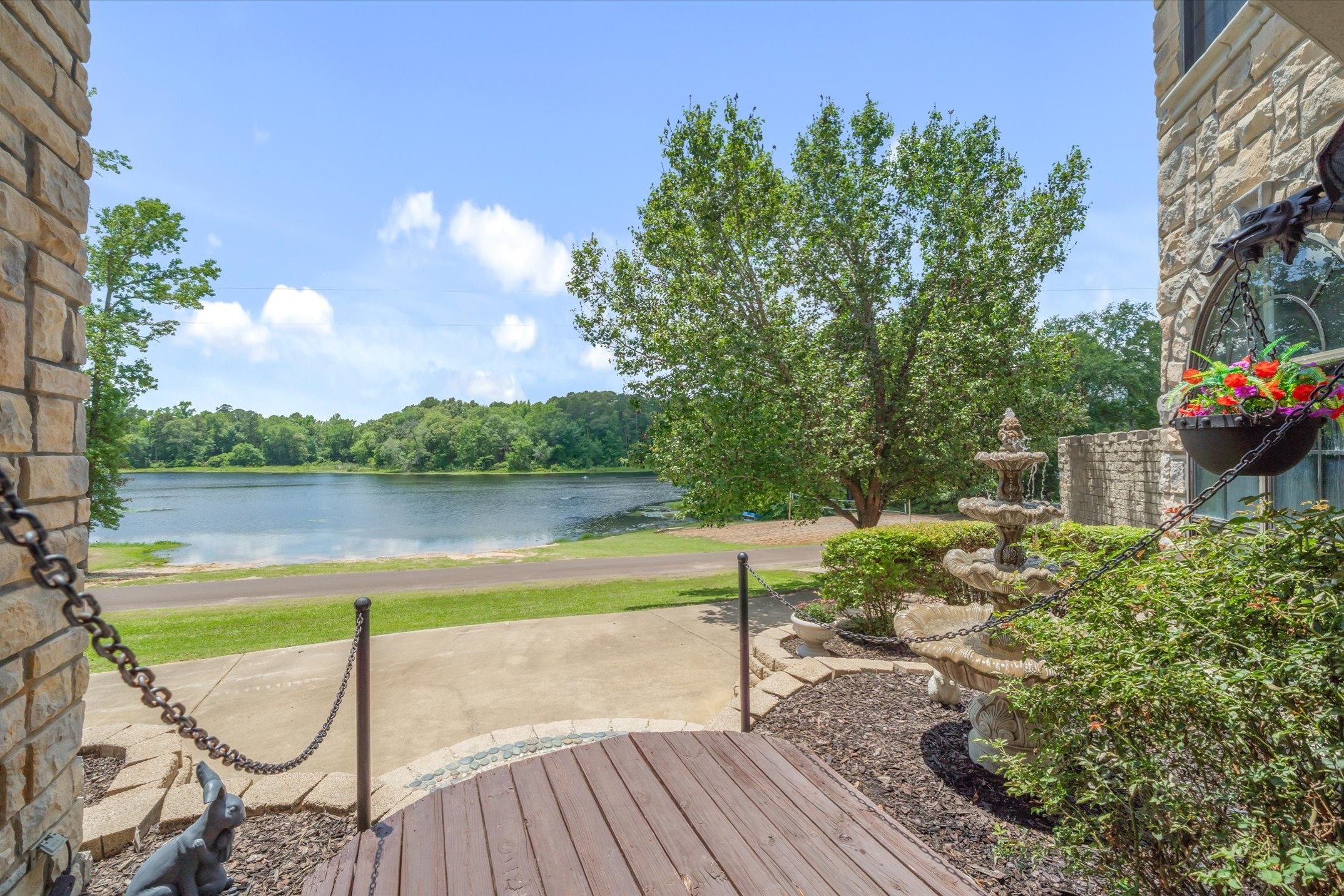 1056 County Road 3810