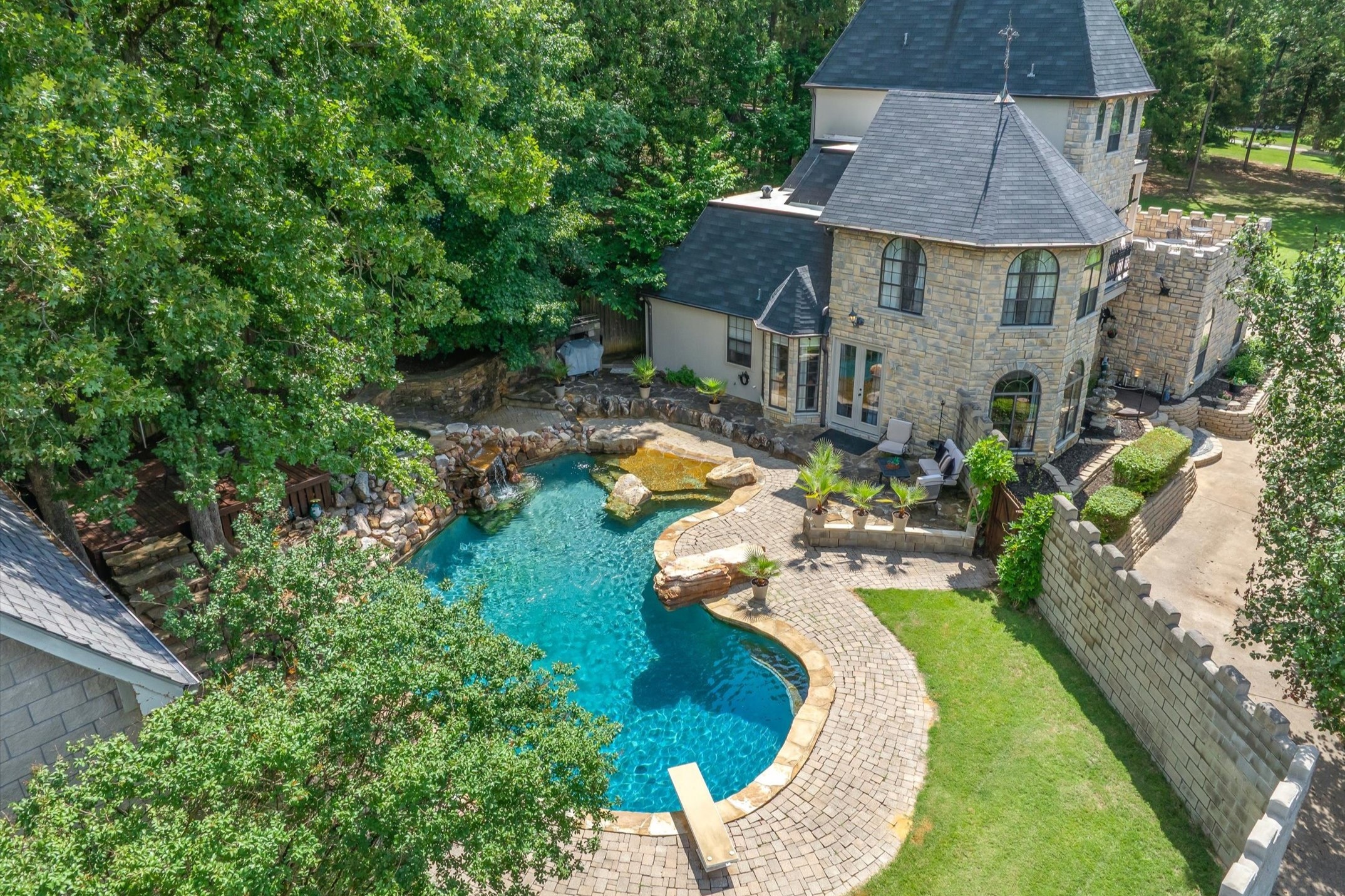 1056 County Road 3810