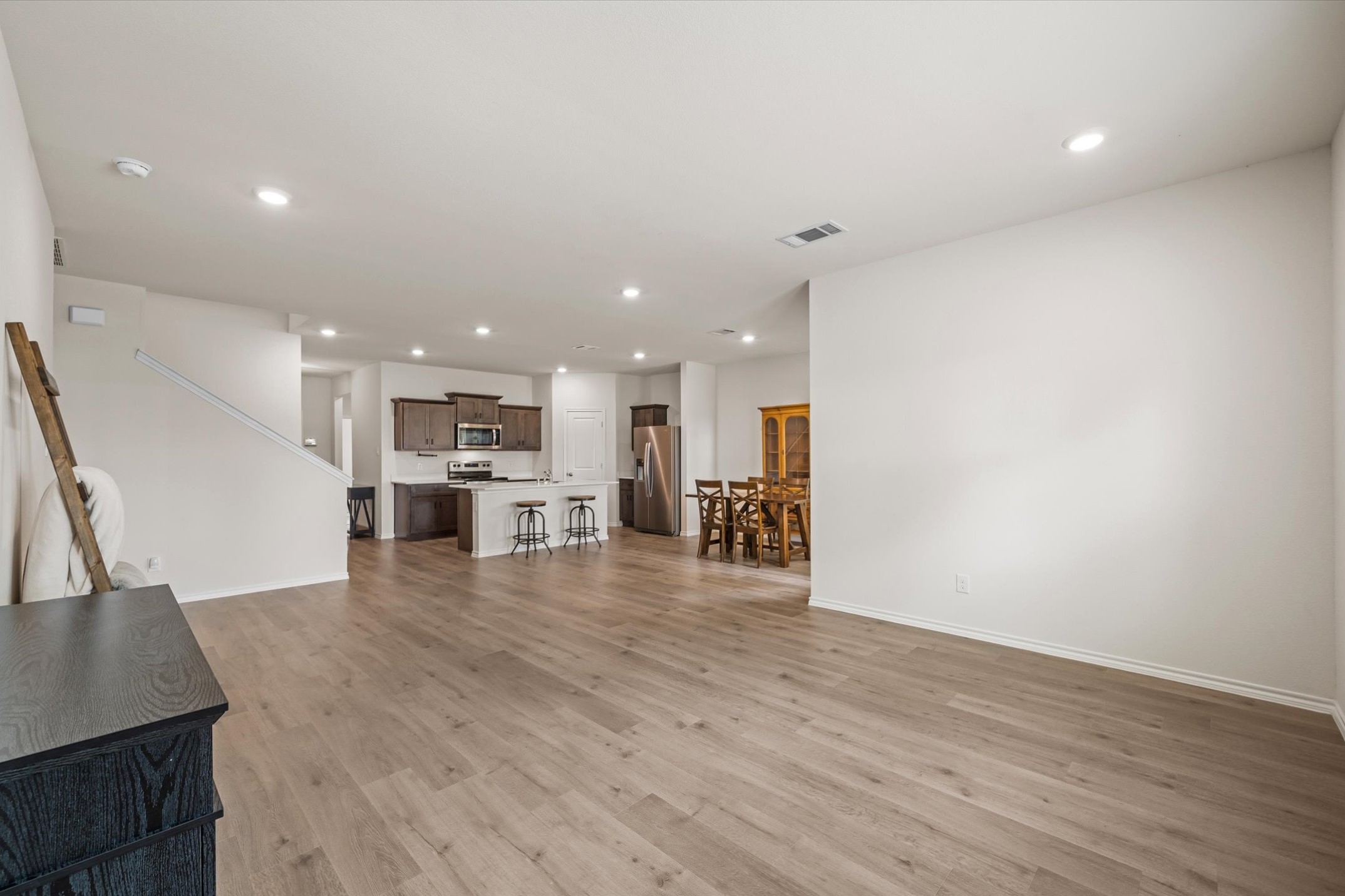 171 Hunters Way