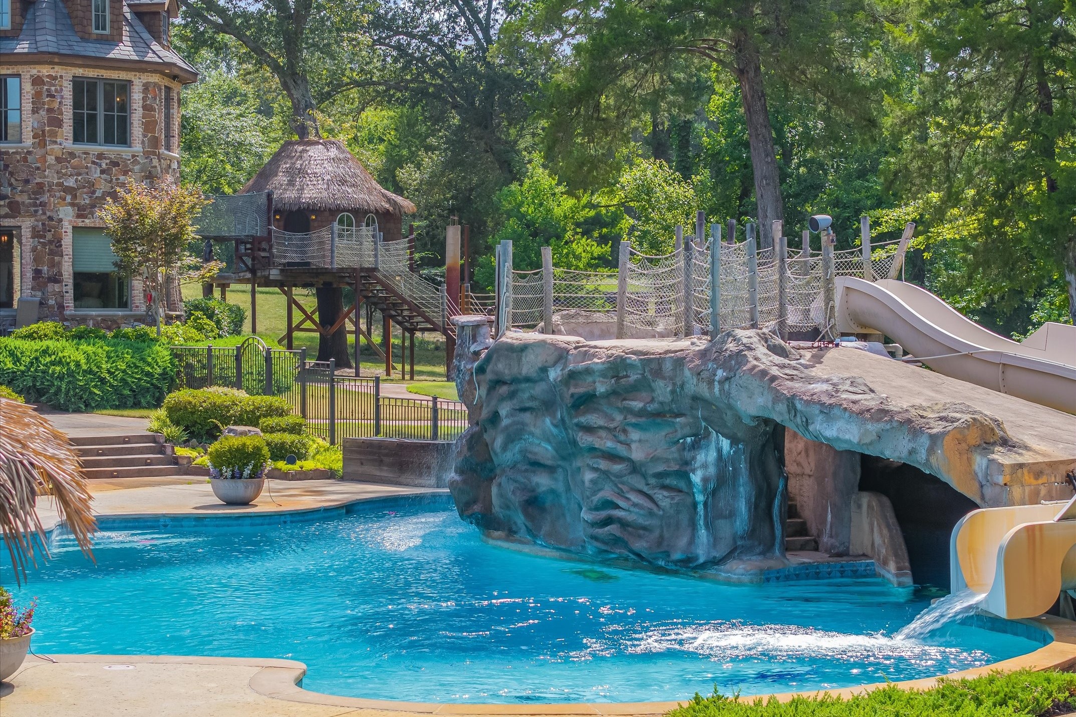 15381 County Road 463