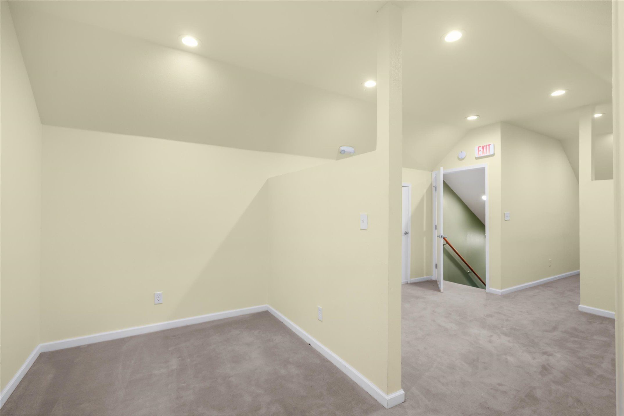 3090 Ridge Road
