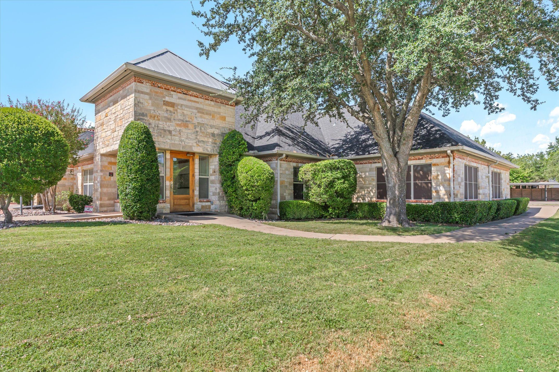 3090 Ridge Road