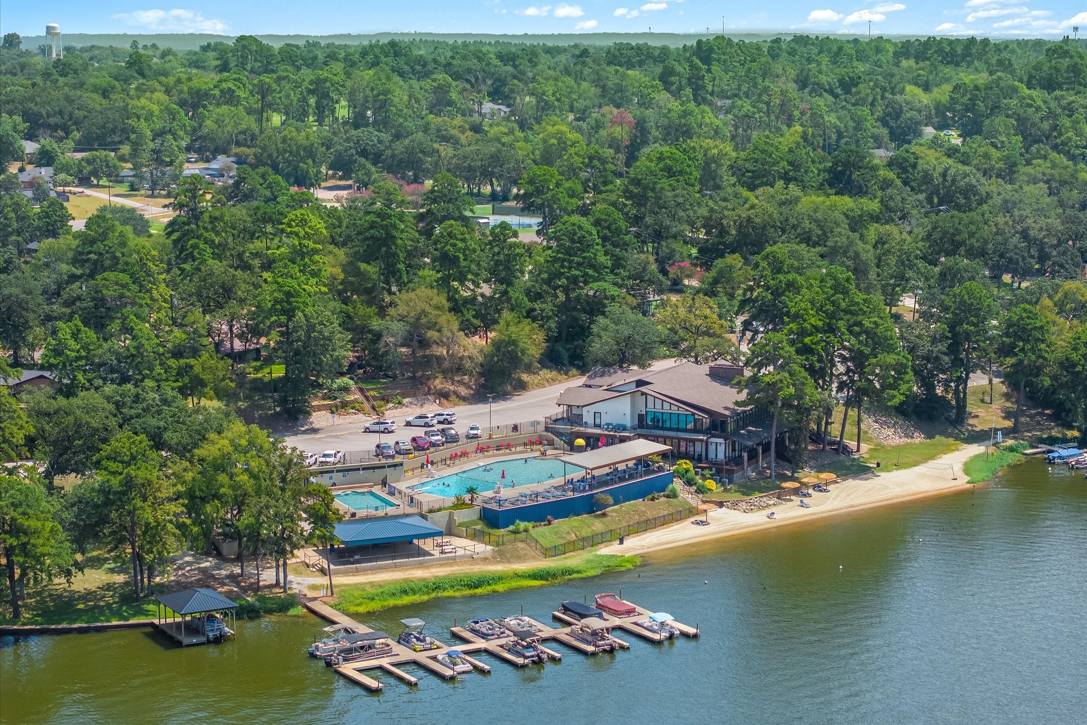 1428 Lakeshore