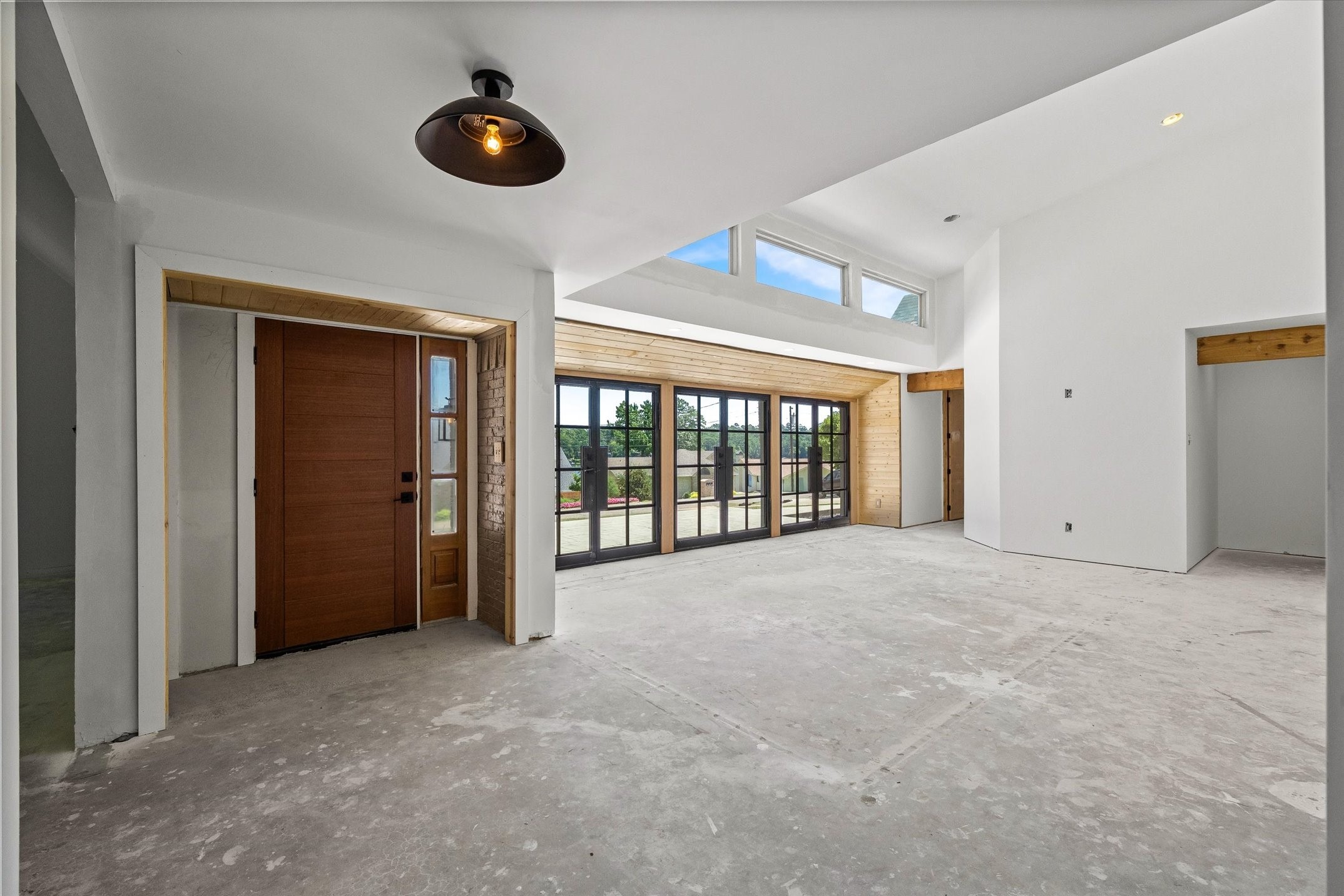 1428 Lakeshore